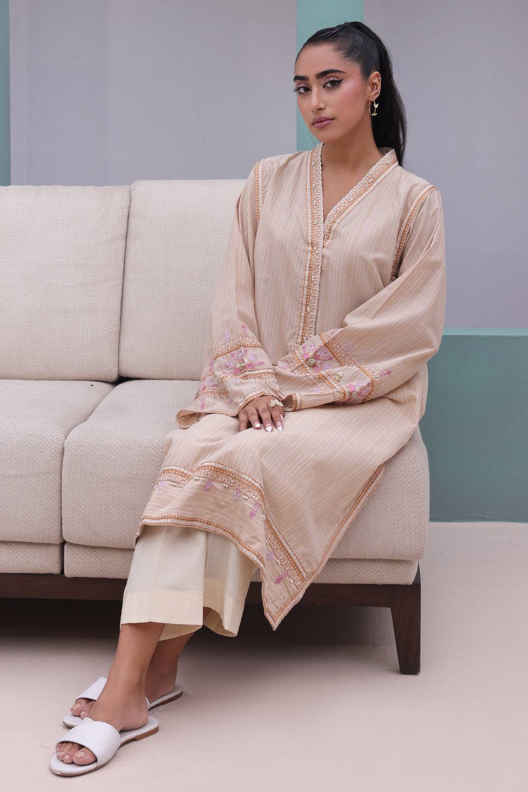 Zellbury | Summer Pret | Embroidered Kurta - 2012 by Maria Faisal - Registered Vendor of : Zellbury Women - type : Signature Pret - 100% original wedding dresses