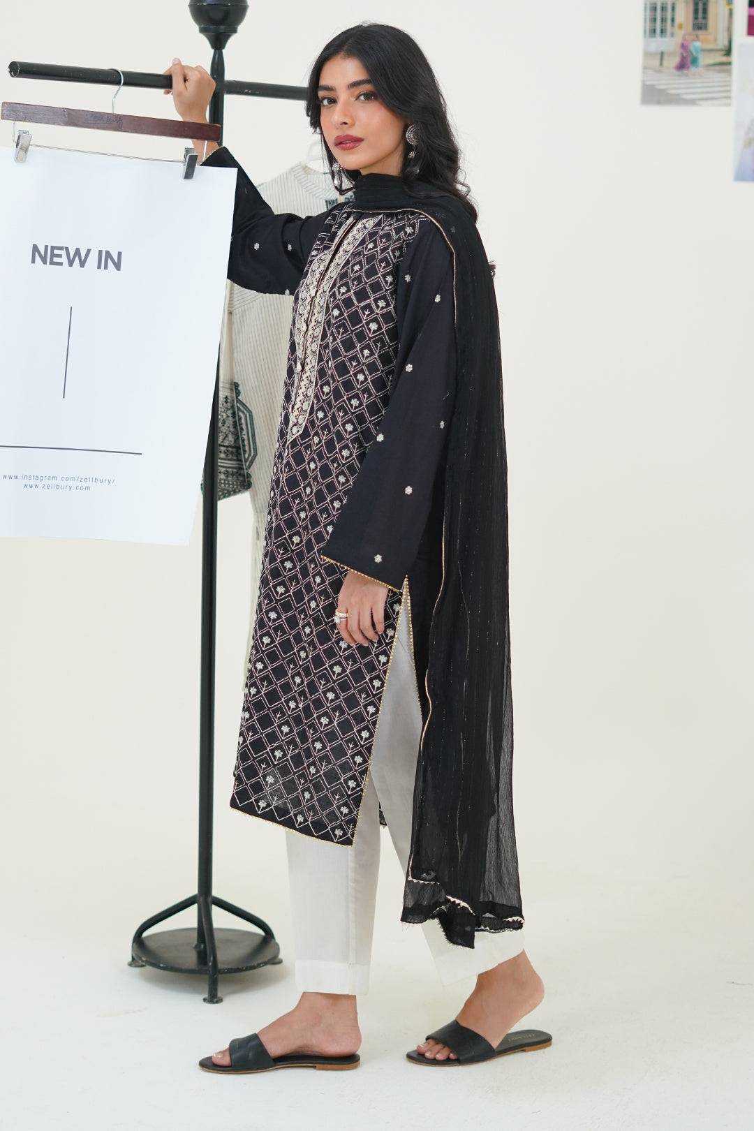 Zellbury | Summer Pret | Embroidered Kurta Dupatta - 1772 by Maria Faisal - Registered Vendor of : Zellbury Women - type : Signature Pret - 100% original wedding dresses