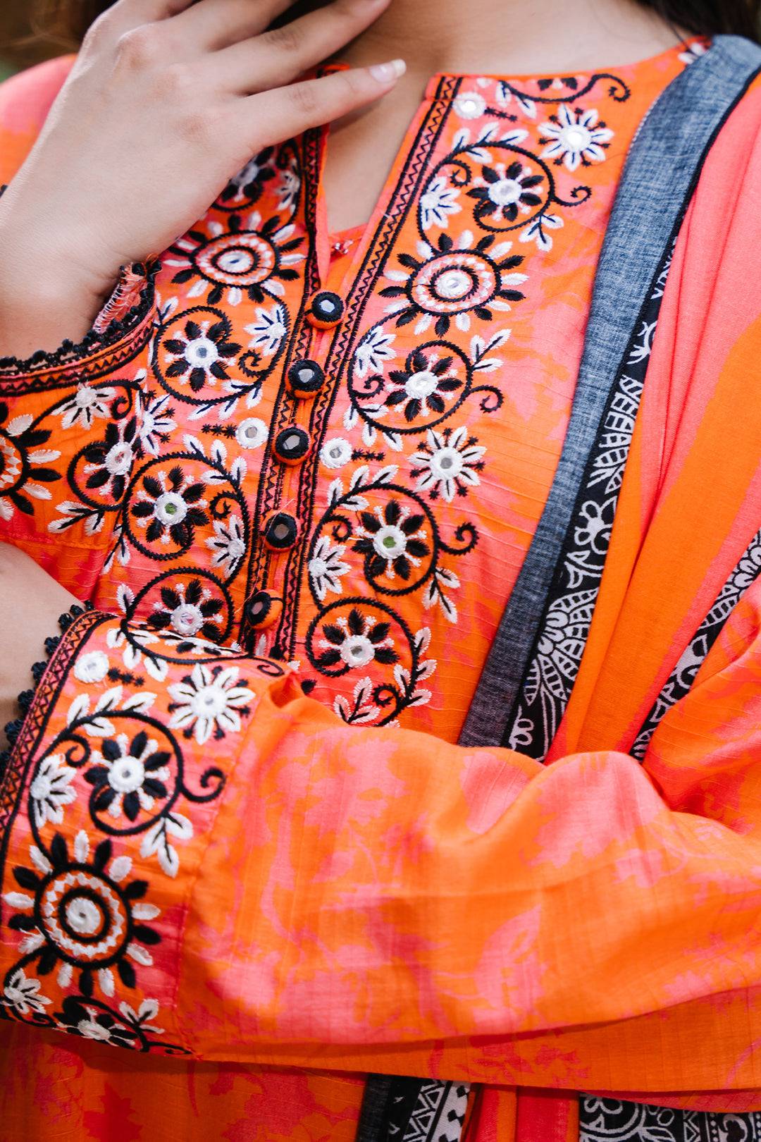 Zellbury | Summer Pret | Embroidered Kurta Dupatta - 2077 by Maria Faisal - Registered Vendor of : Zellbury Women - type : Essential Pret - 100% original wedding dresses