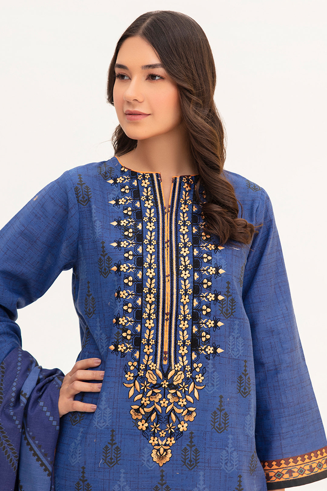Zellbury | Winter Pret | Kurta Dupatta - 0755 - Designer Dress with Intricate embroidery and embellishments. Shop elegent wedding dress at Maria Faisal.