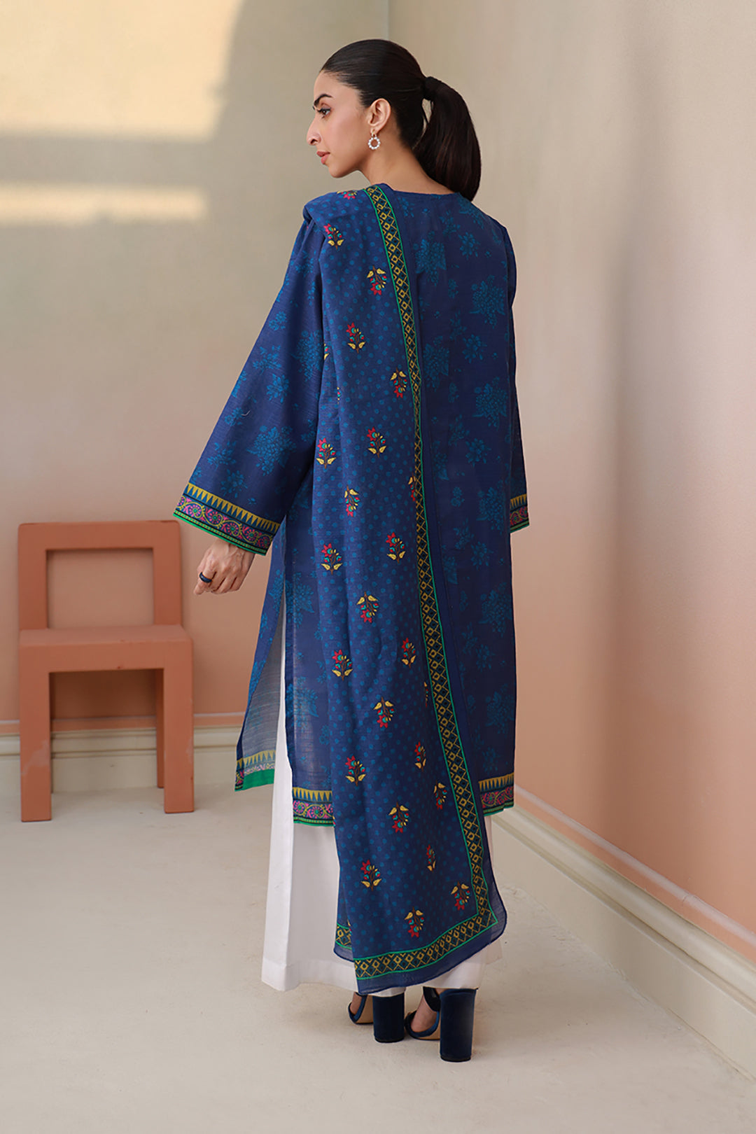 Zellbury | Winter Pret | Kurta Dupatta - 1523 - Designer Dress with Intricate embroidery and embellishments. Shop elegent wedding dress at Maria Faisal.