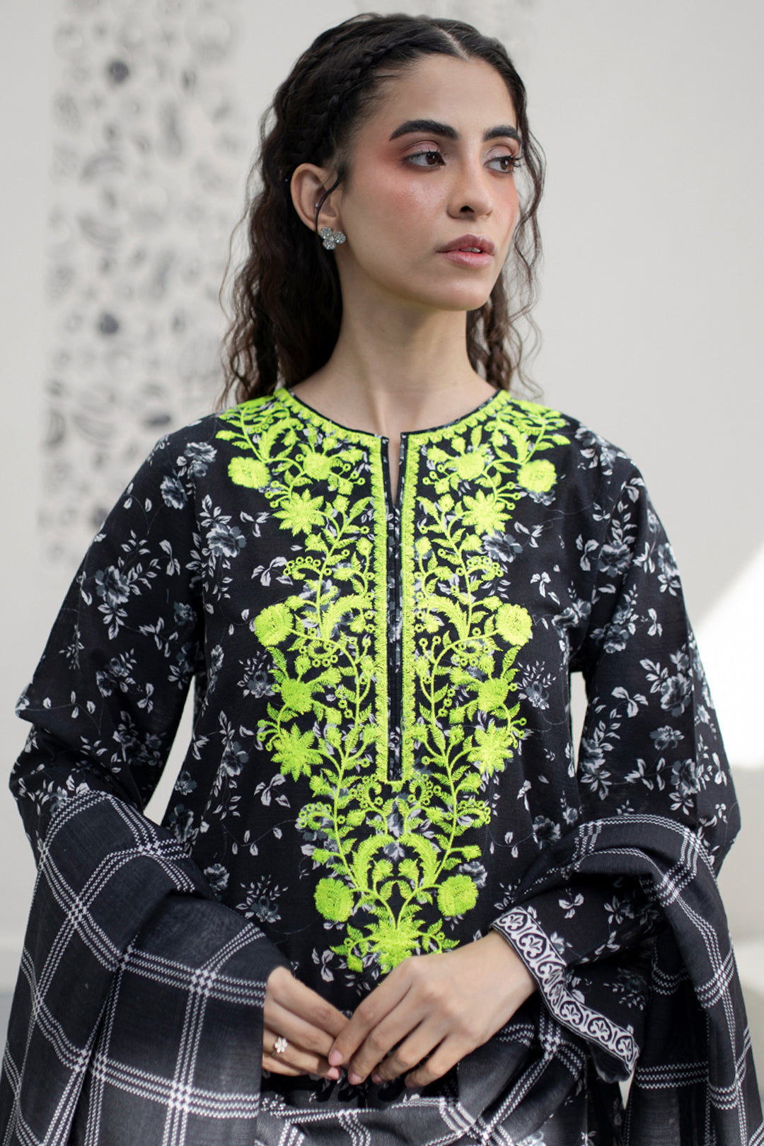 Zellbury | Winter Pret | Embroidered Kurta Dupatta - 1525 by Maria Faisal - Registered Vendor of : Zellbury Women - type : Essential Pret - 100% original wedding dresses