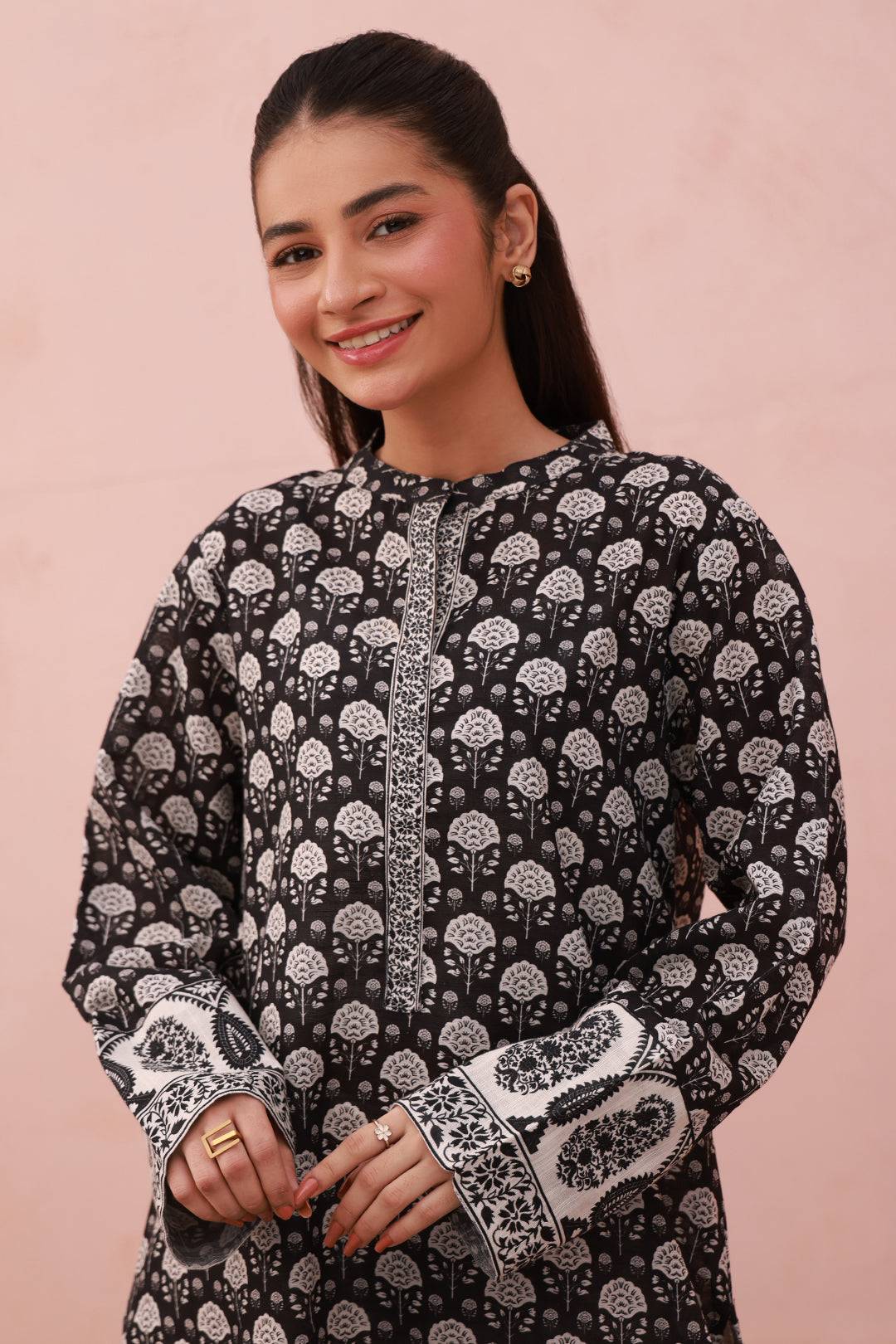 Zellbury | Winter Pret | Kurta - 2960 by Maria Faisal - Registered Vendor of : Zellbury Women - type : Essential Pret - 100% original wedding dresses