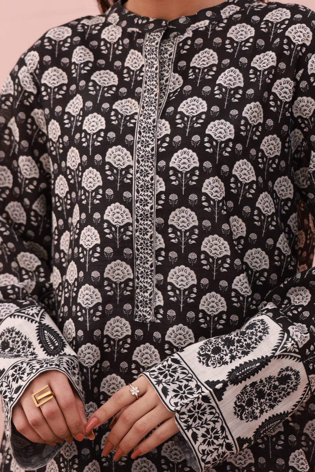 Zellbury | Winter Pret | Kurta - 2960 by Maria Faisal - Registered Vendor of : Zellbury Women - type : Essential Pret - 100% original wedding dresses