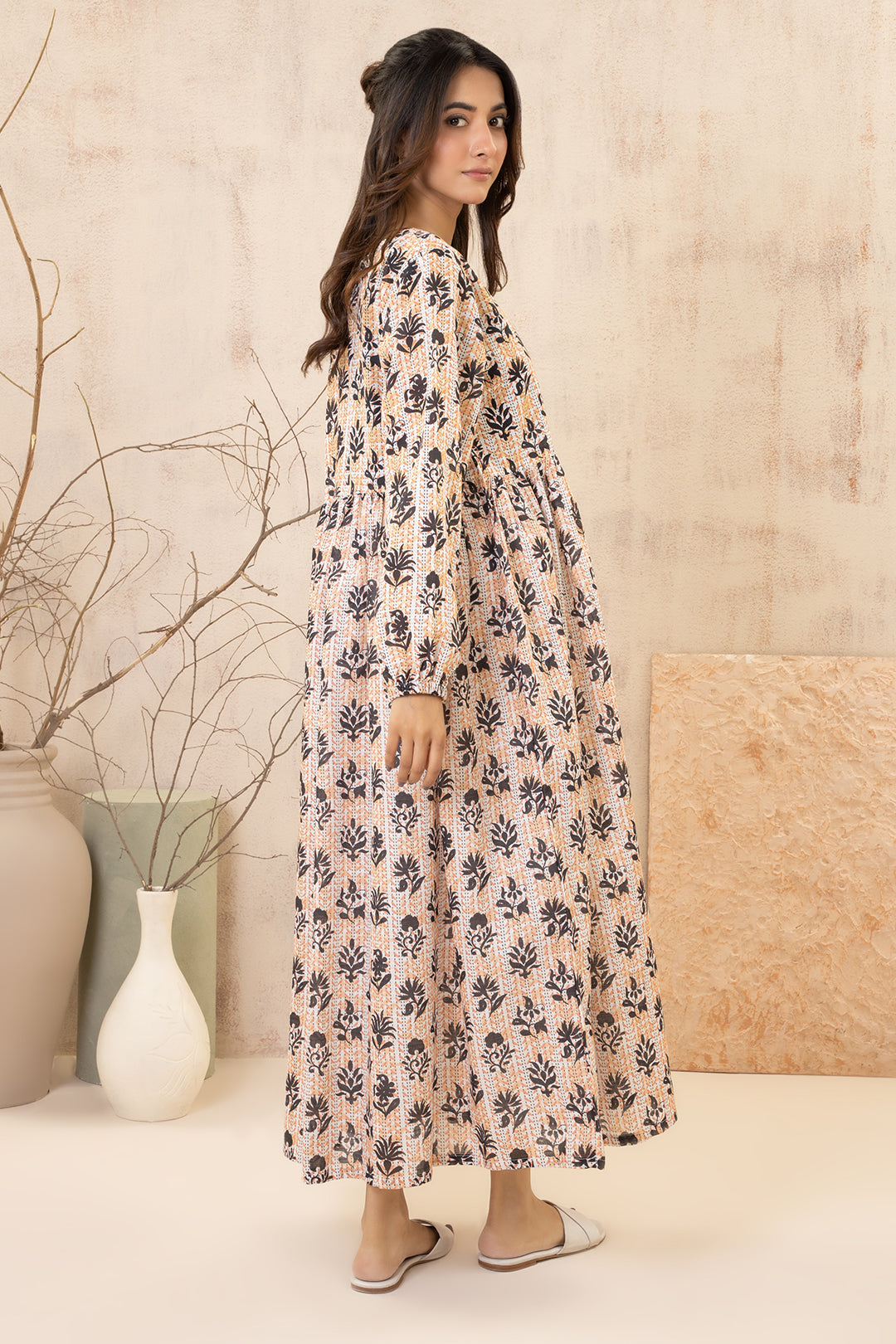 Zellbury | Winter Pret | Tunics - 2975 - Designer Dress with Intricate embroidery and embellishments. Shop elegent wedding dress at Maria Faisal.