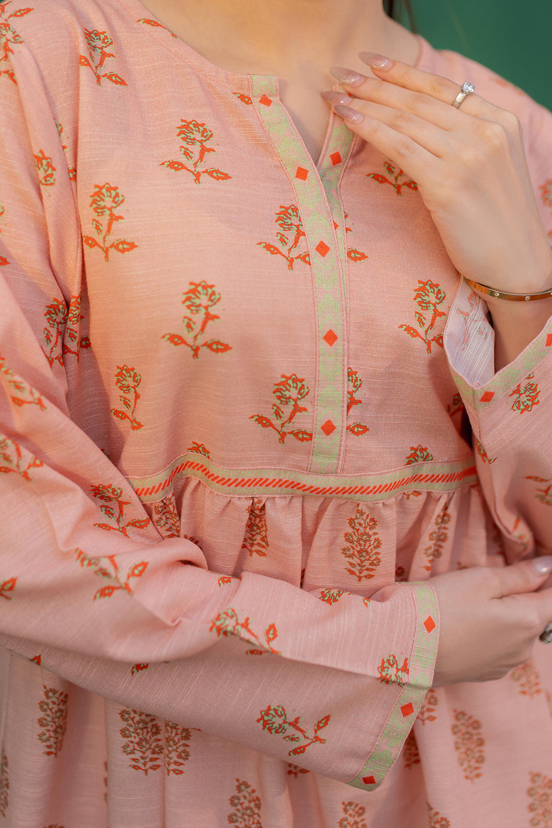 Zellbury | Winter Pret | Tunics - 3023 - Designer Dress with Intricate embroidery and embellishments. Shop elegent wedding dress at Maria Faisal.