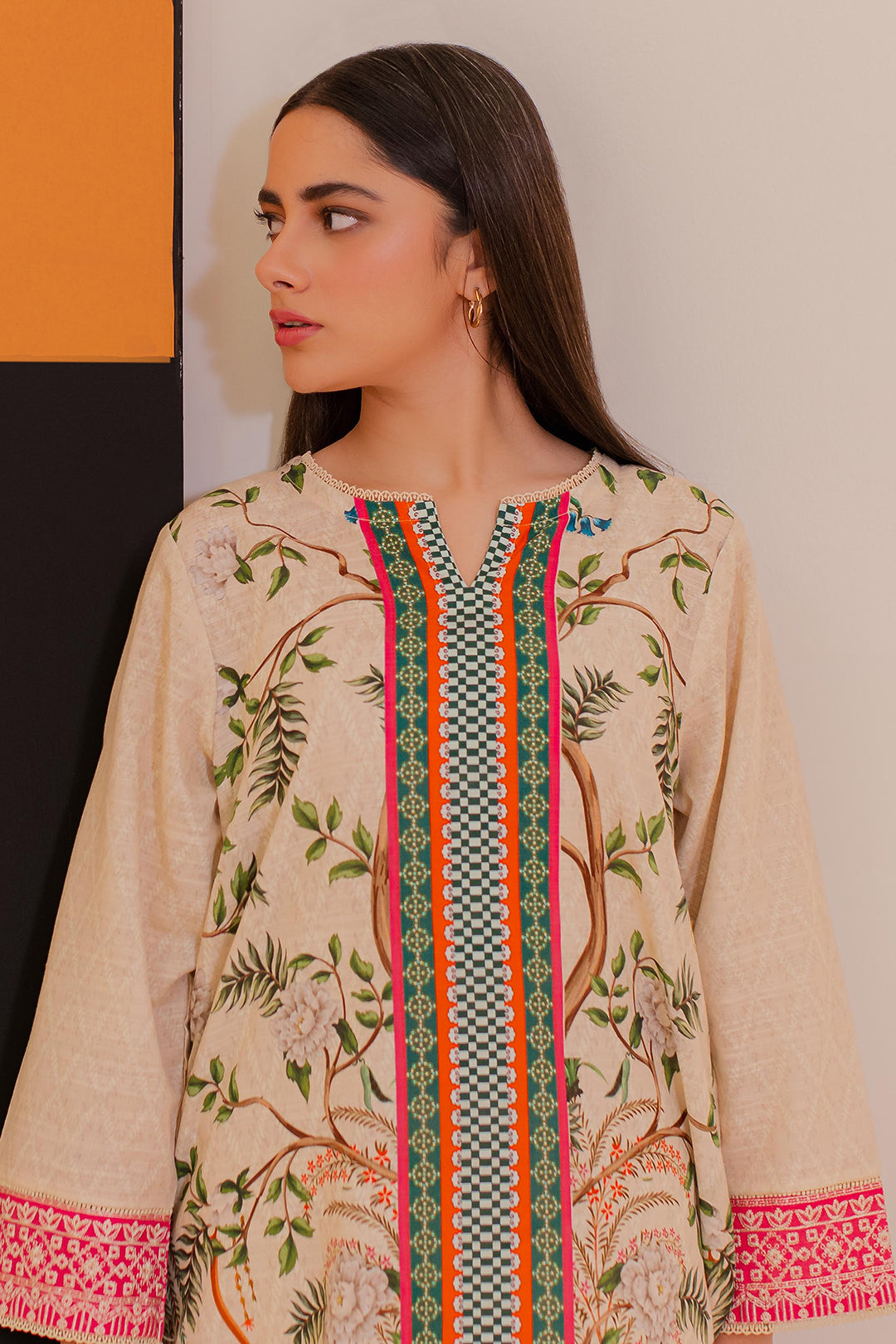 Zellbury | Winter Pret | Embroidered Kurta - 3052 - Designer Dress with Intricate embroidery and embellishments. Shop elegent wedding dress at Maria Faisal.