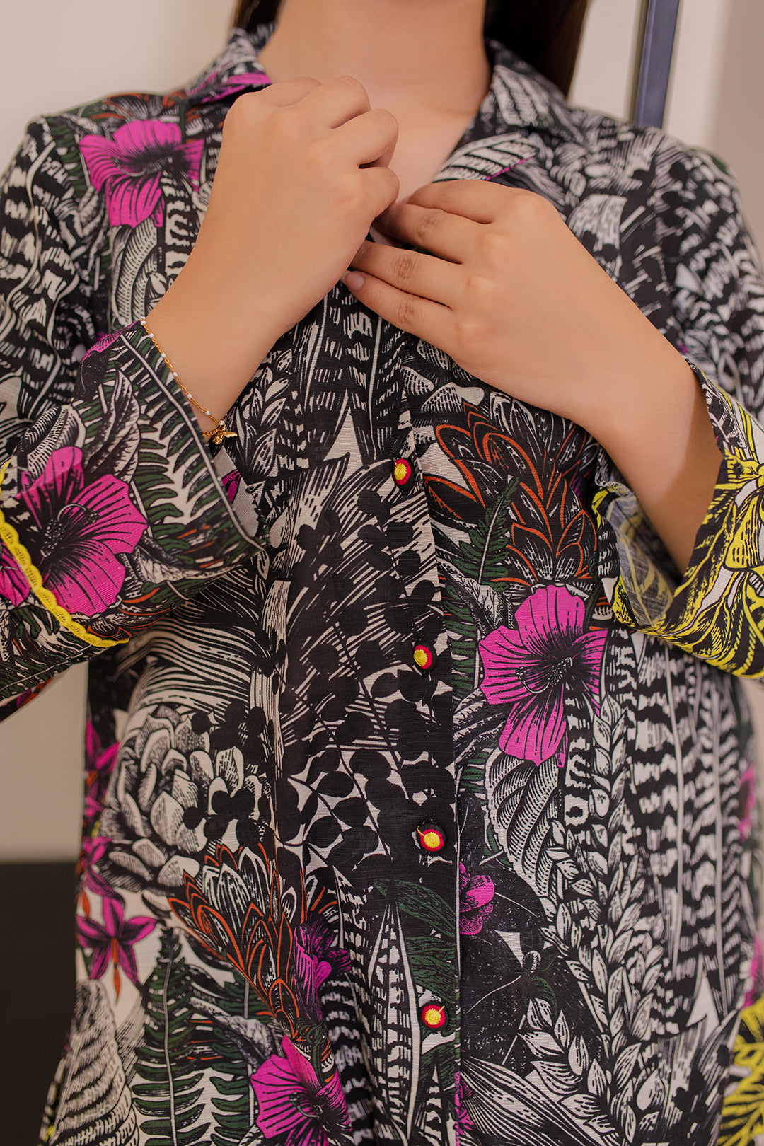 Zellbury | Winter Pret | Kurta Trouser - 2928 - Designer Dress with Intricate embroidery and embellishments. Shop elegent wedding dress at Maria Faisal.