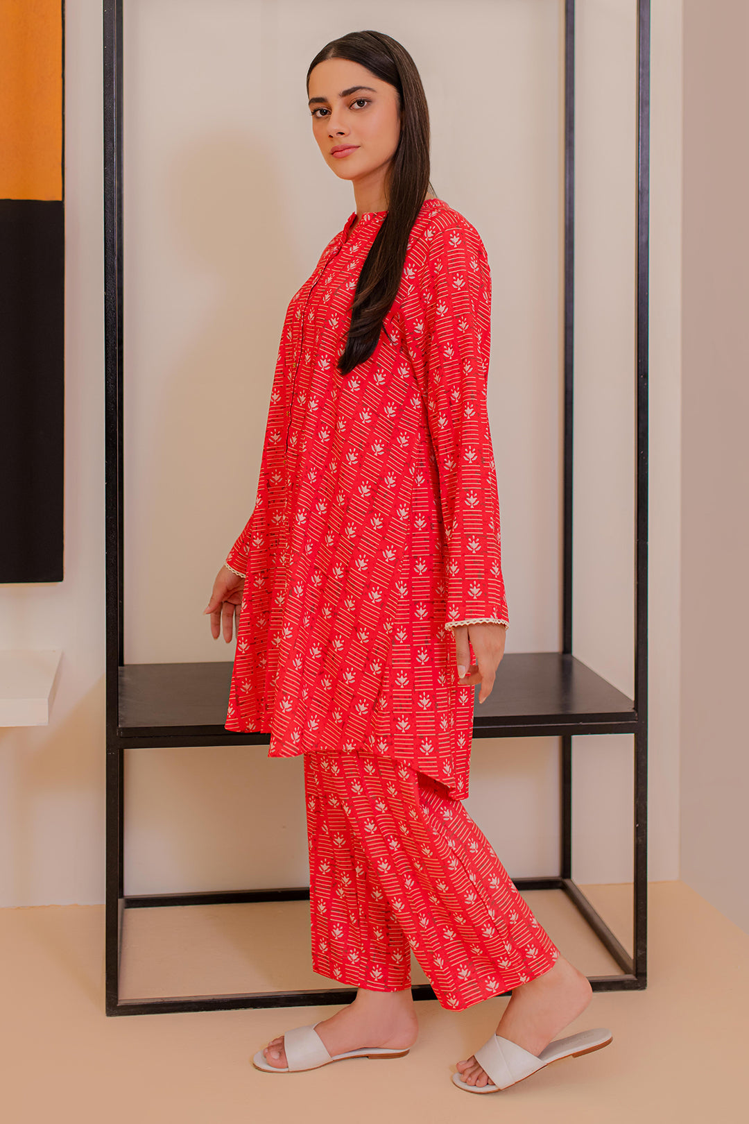 Zellbury | Winter Pret | Kurta Trouser - 2931 - Designer Dress with Intricate embroidery and embellishments. Shop elegent wedding dress at Maria Faisal.