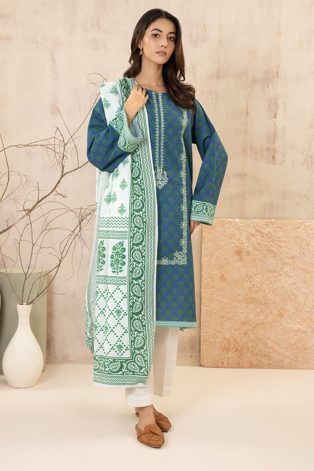 Zellbury | Winter Pret | Embroidered Kurta Dupatta - 2935 by Maria Faisal - Registered Vendor of : Zellbury Women - type : Essential Pret - 100% original wedding dresses