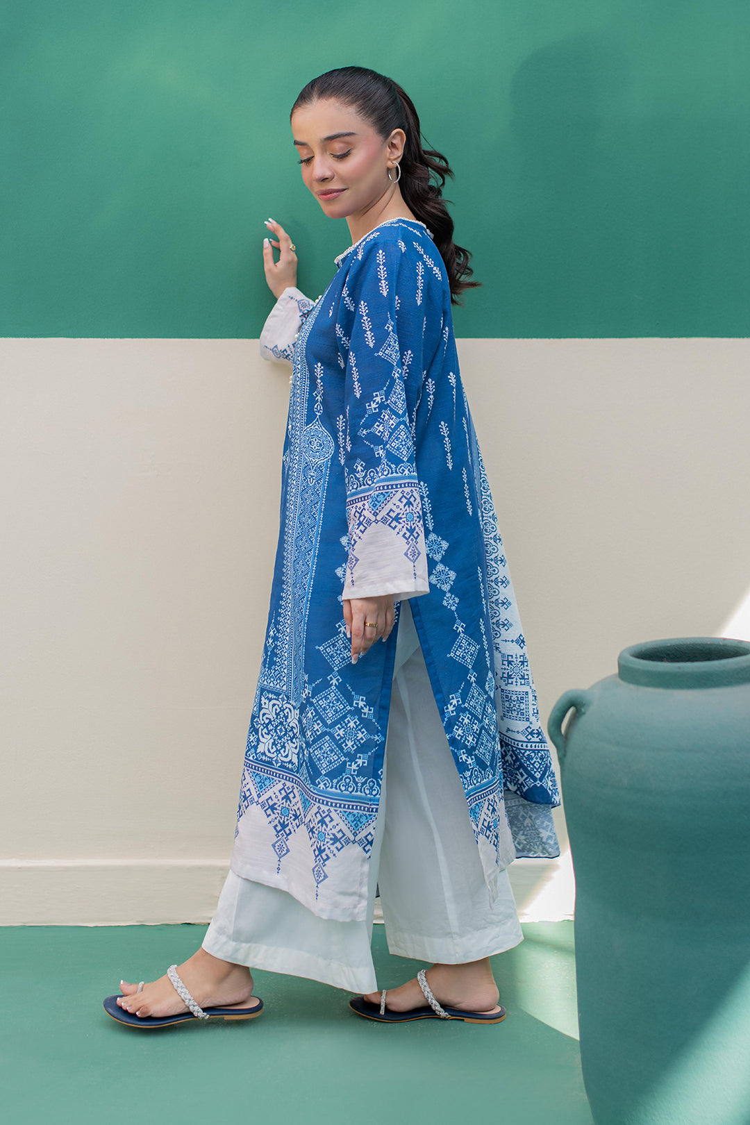 Zellbury | Winter Pret | Kurta Dupatta - 2980 - Designer Dress with Intricate embroidery and embellishments. Shop elegent wedding dress at Maria Faisal.