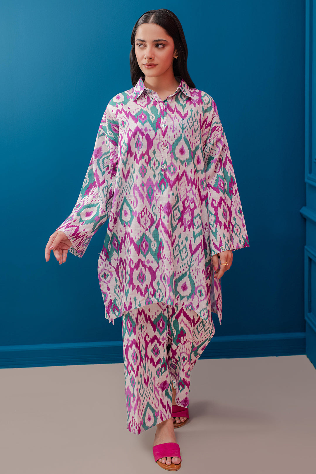 Zellbury | Winter Pret | Kurta Trouser - 3056 - Designer Dress with Intricate embroidery and embellishments. Shop elegent wedding dress at Maria Faisal.
