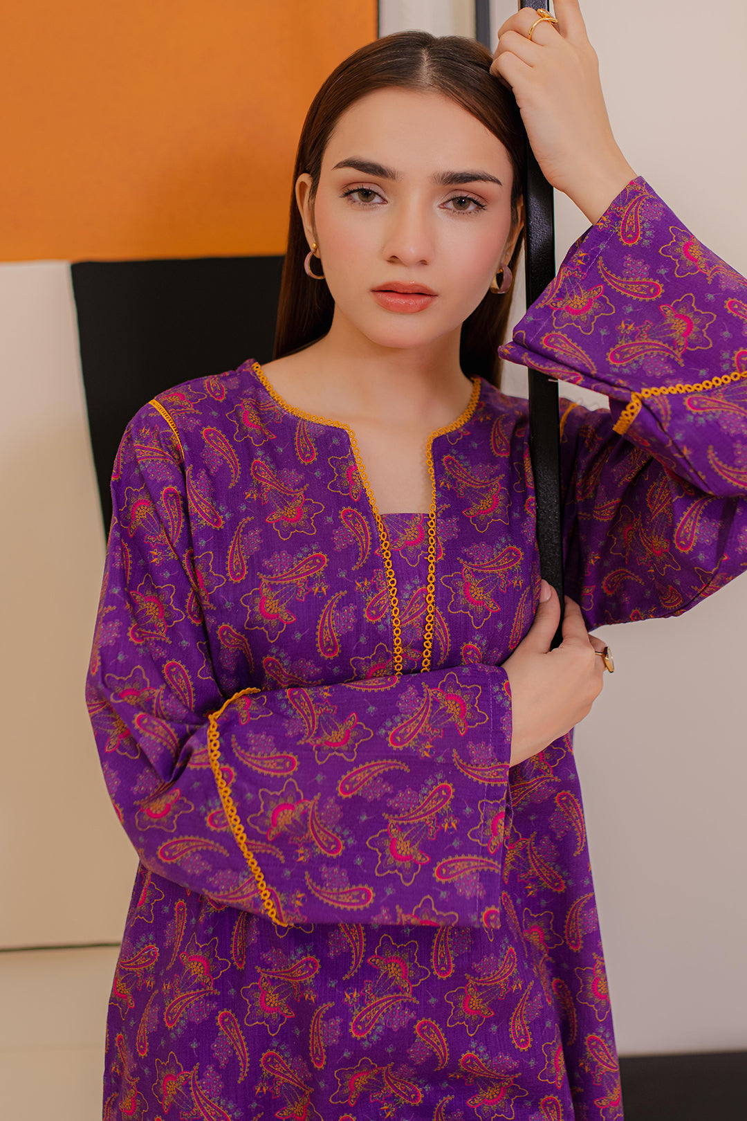 Zellbury | Winter Pret | Kurta Trouser - 3057 - Designer Dress with Intricate embroidery and embellishments. Shop elegent wedding dress at Maria Faisal.