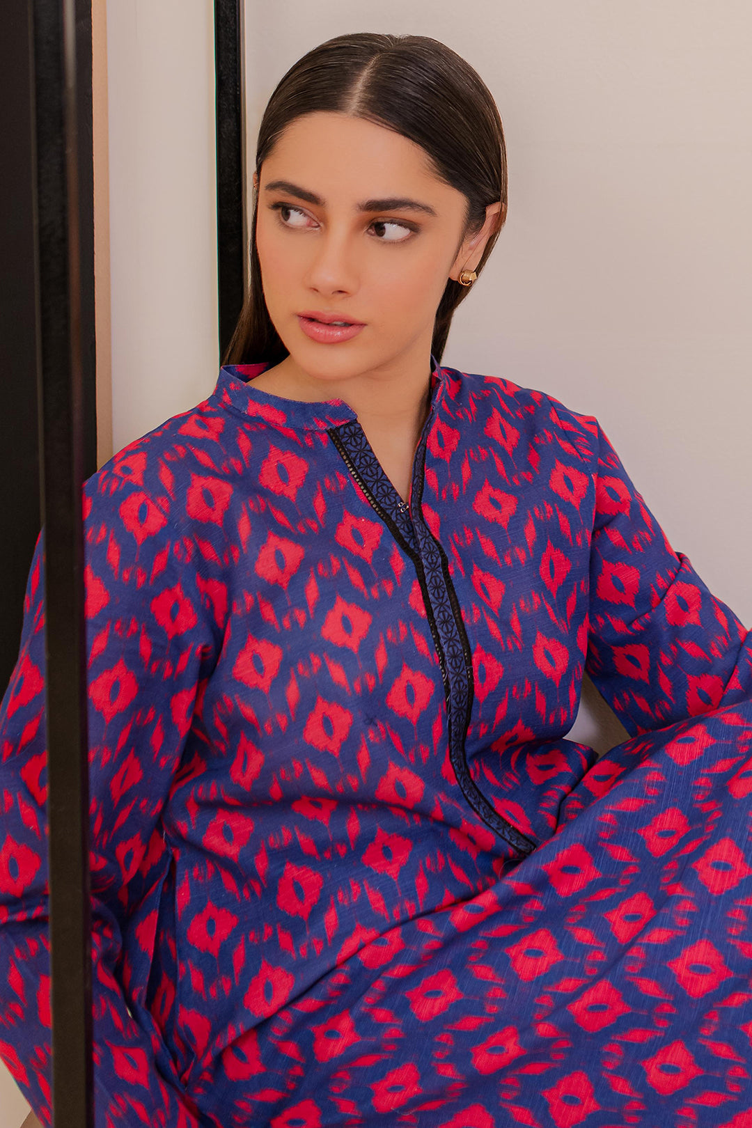 Zellbury | Winter Pret | Kurta Trouser - 3141 - Designer Dress with Intricate embroidery and embellishments. Shop elegent wedding dress at Maria Faisal.