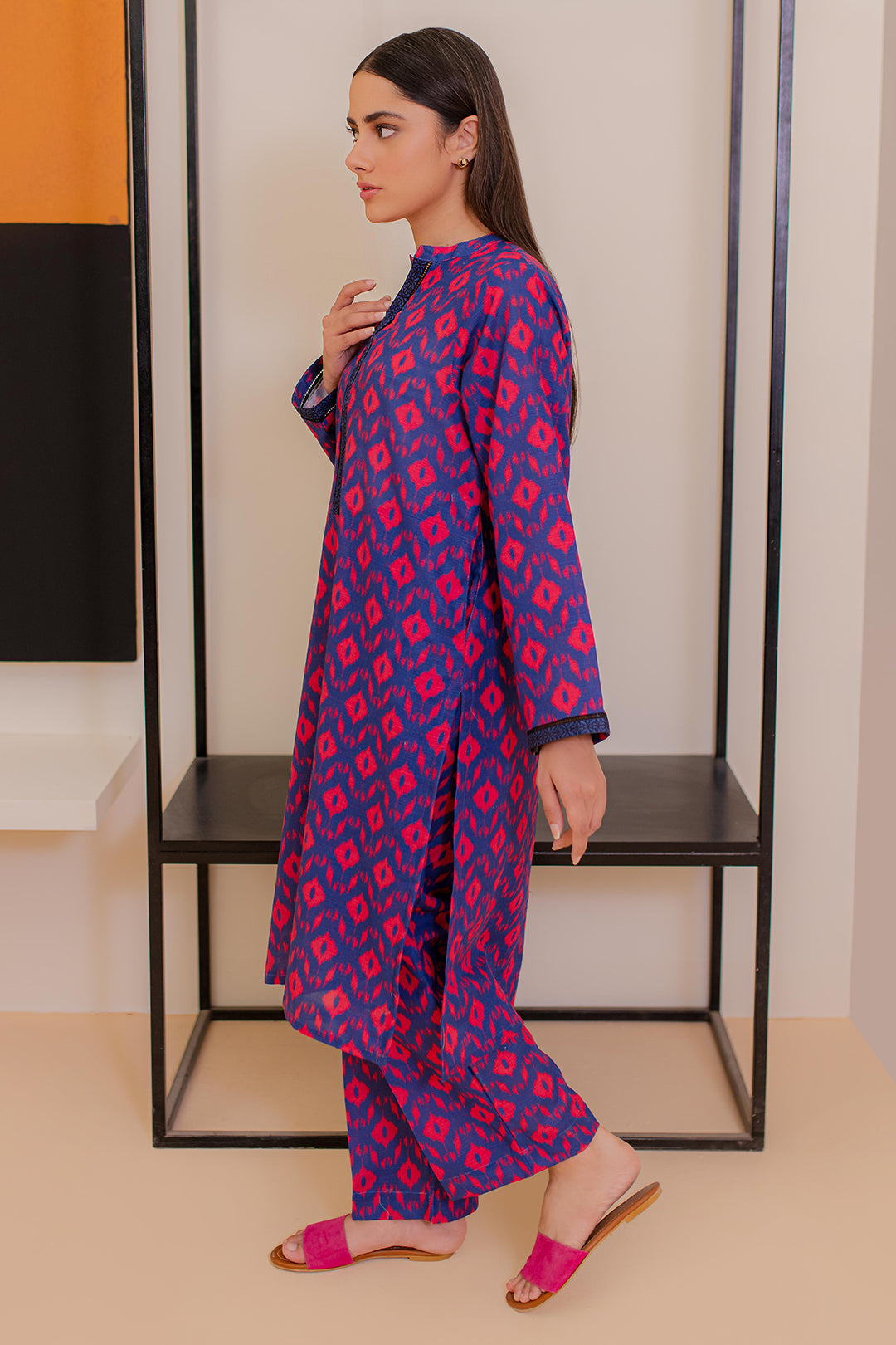 Zellbury | Winter Pret | Kurta Trouser - 3141 - Designer Dress with Intricate embroidery and embellishments. Shop elegent wedding dress at Maria Faisal.