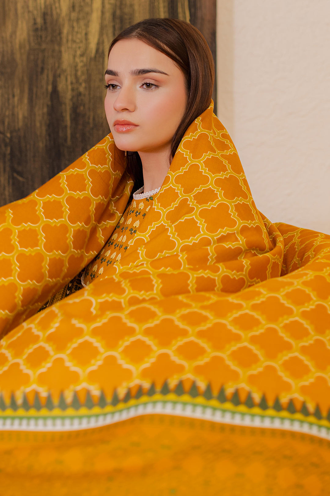 Zellbury | Winter Pret | Kurta Shawl Trouser - 2946 - Designer Dress with Intricate embroidery and embellishments. Shop elegent wedding dress at Maria Faisal.