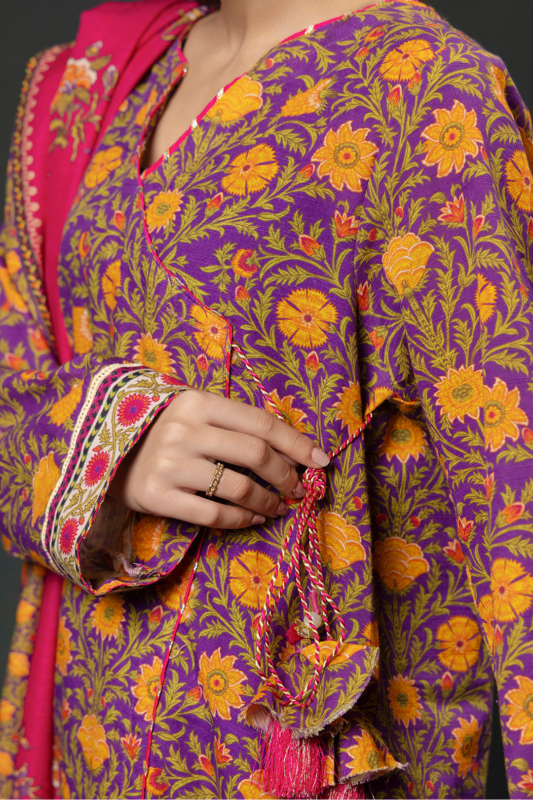 Zellbury | Winter Pret | Kurta Dupatta Trouser - 3006 - Designer Dress with Intricate embroidery and embellishments. Shop elegent wedding dress at Maria Faisal.