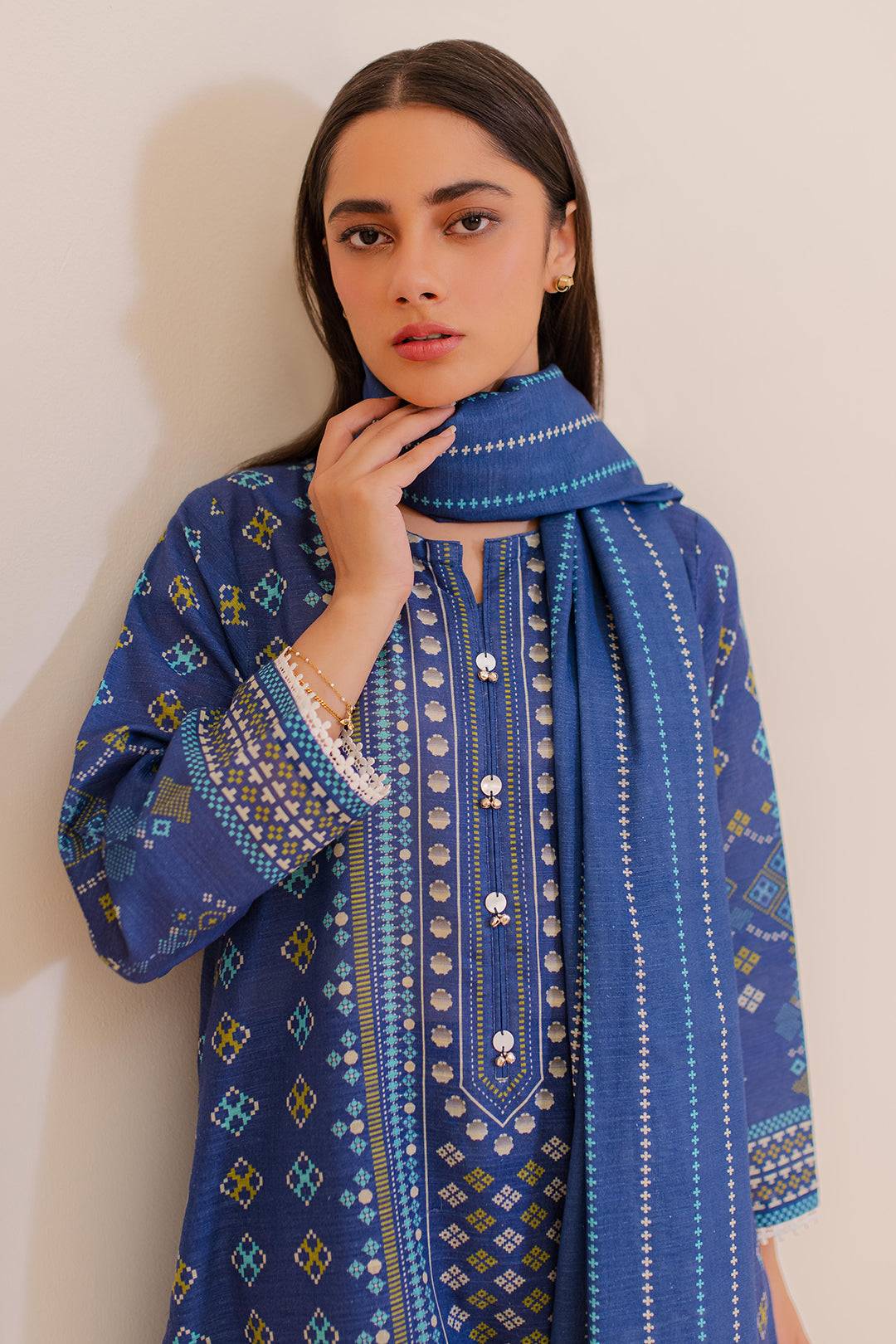 Zellbury | Winter Pret | Kurta Dupatta Trouser - 3039 by Maria Faisal - Registered Vendor of : Zellbury Women - type : Essential Pret - 100% original wedding dresses