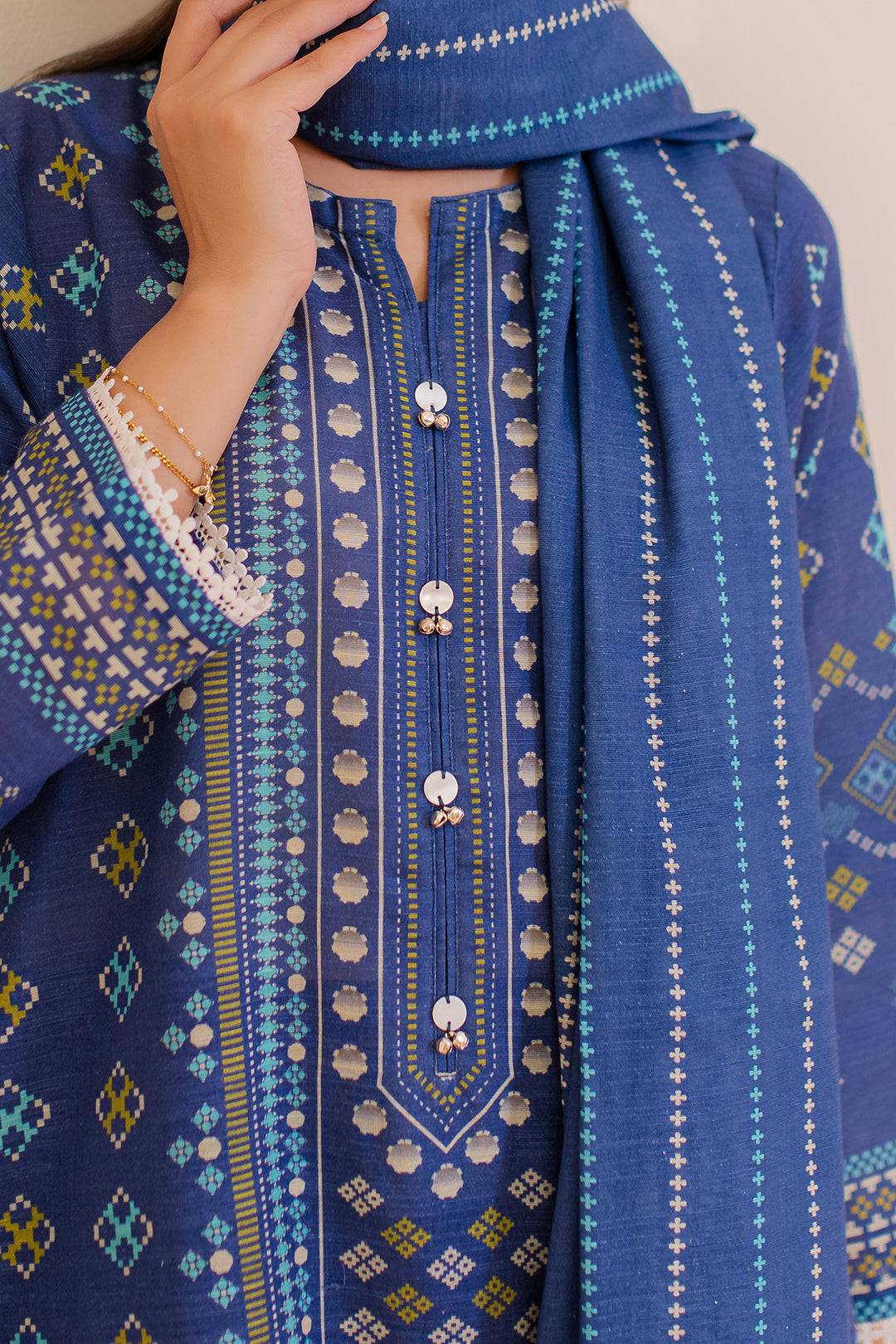 Zellbury | Winter Pret | Kurta Dupatta Trouser - 3039 by Maria Faisal - Registered Vendor of : Zellbury Women - type : Essential Pret - 100% original wedding dresses