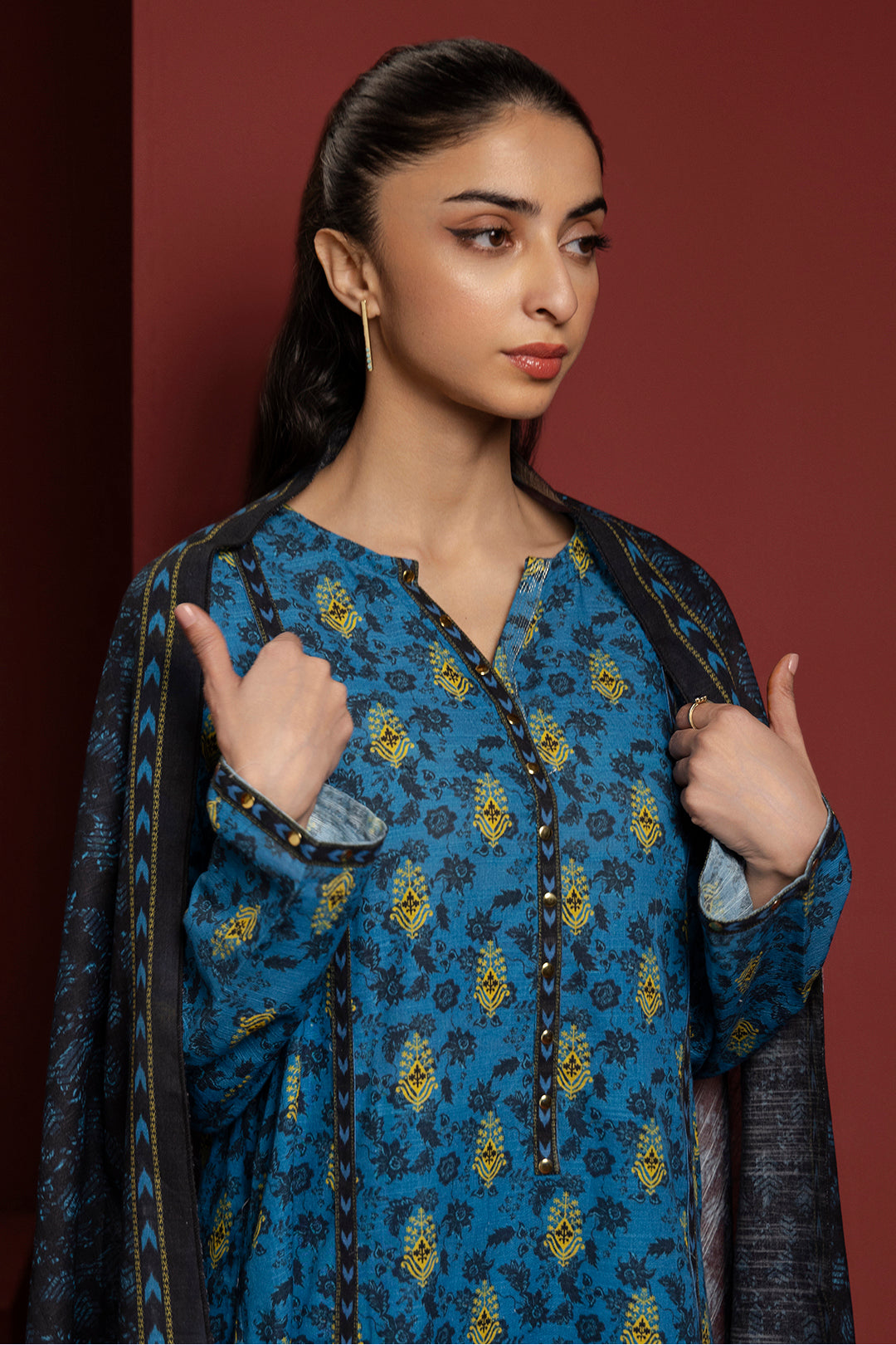 Zellbury | Winter Pret | Kurta Dupatta Trouser - 3115 - Designer Dress with Intricate embroidery and embellishments. Shop elegent wedding dress at Maria Faisal.