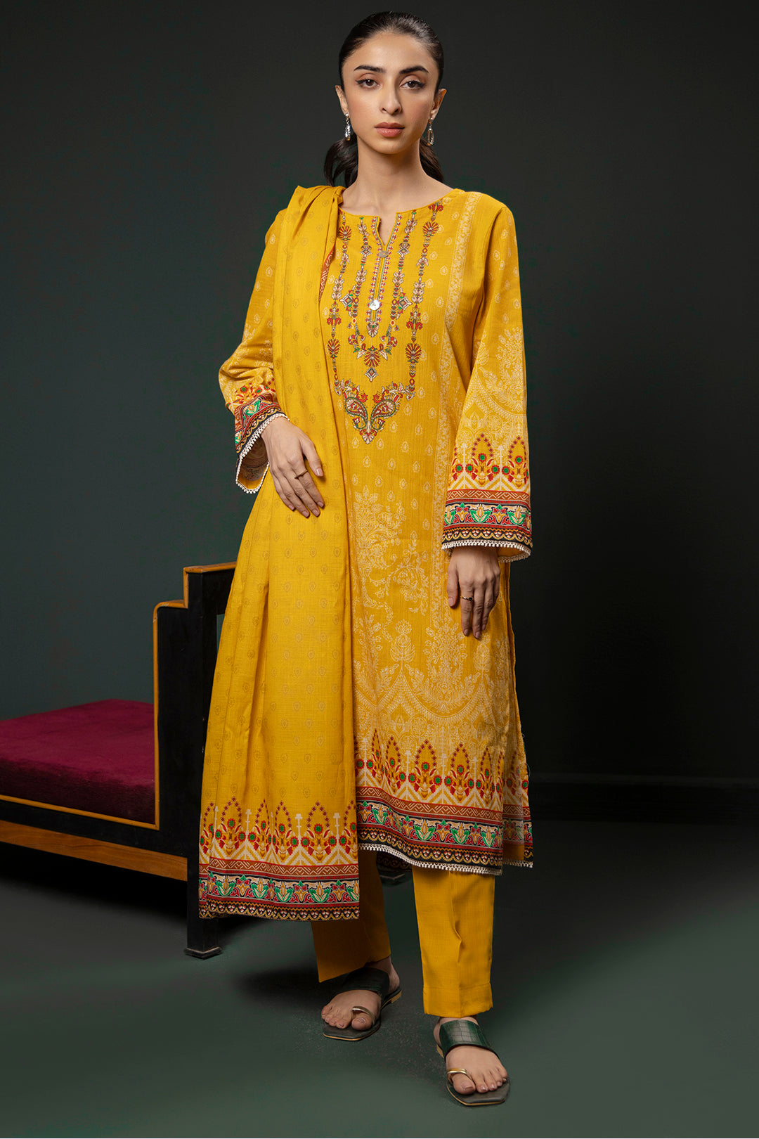 Zellbury | Winter Pret | Kurta Dupatta Trouser - 3151 - Designer Dress with Intricate embroidery and embellishments. Shop elegent wedding dress at Maria Faisal.