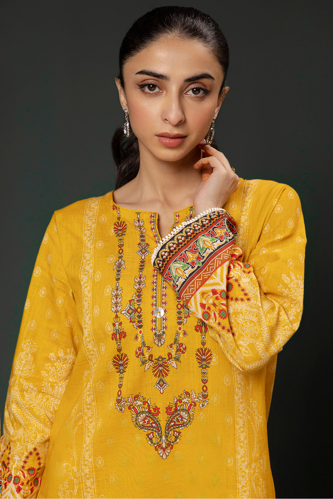 Zellbury | Winter Pret | Kurta Dupatta Trouser - 3151 - Designer Dress with Intricate embroidery and embellishments. Shop elegent wedding dress at Maria Faisal.