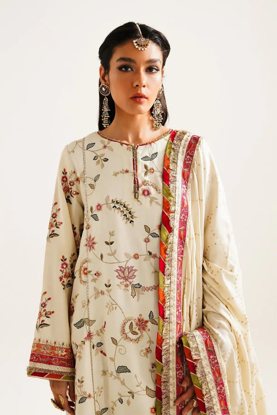 Zara ShahJahan | Winter Shawl 23 |