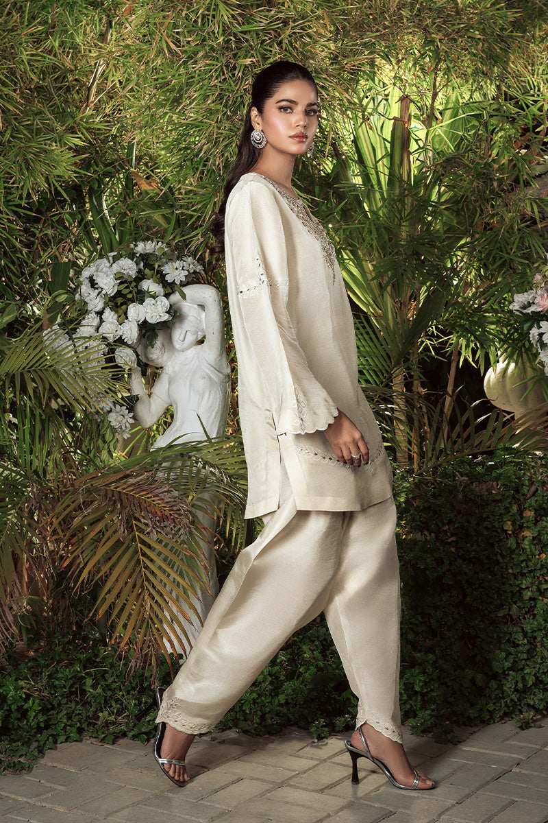 Wardha Saleem | Zimal Silk Edit | Nahel