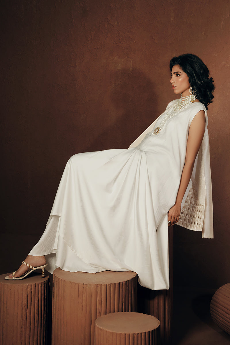 Wardha Saleem | Luxe Edition | Lunere - Formal Dress - available at Maria Faisal in UK and USA.