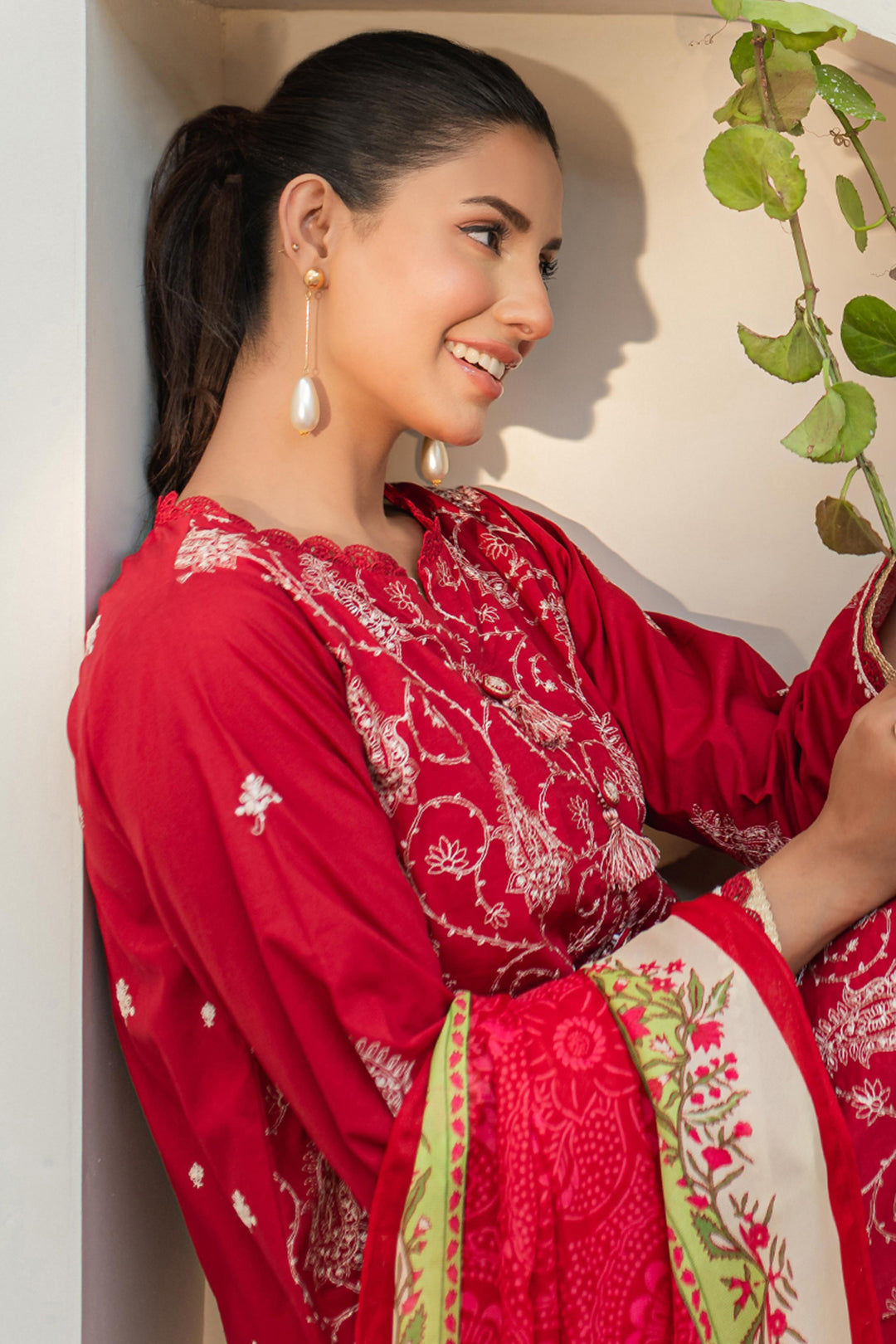 Zellbury | Unstitched 3 Piece Lawn | Embroidered Shirt Shalwar Dupatta - 1262 - Designer Dress with Intricate embroidery and embellishments. Shop elegent wedding dress at Maria Faisal.
