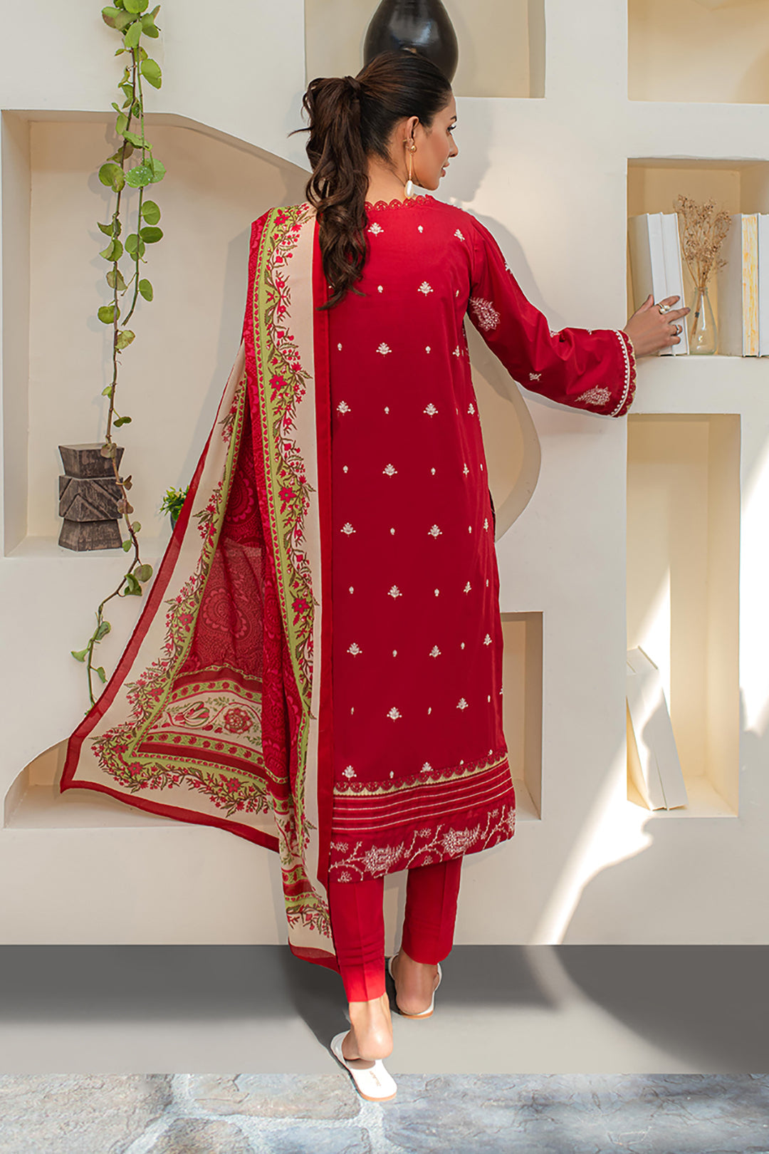 Zellbury | Unstitched 3 Piece Lawn | Embroidered Shirt Shalwar Dupatta - 1262 - Designer Dress with Intricate embroidery and embellishments. Shop elegent wedding dress at Maria Faisal.