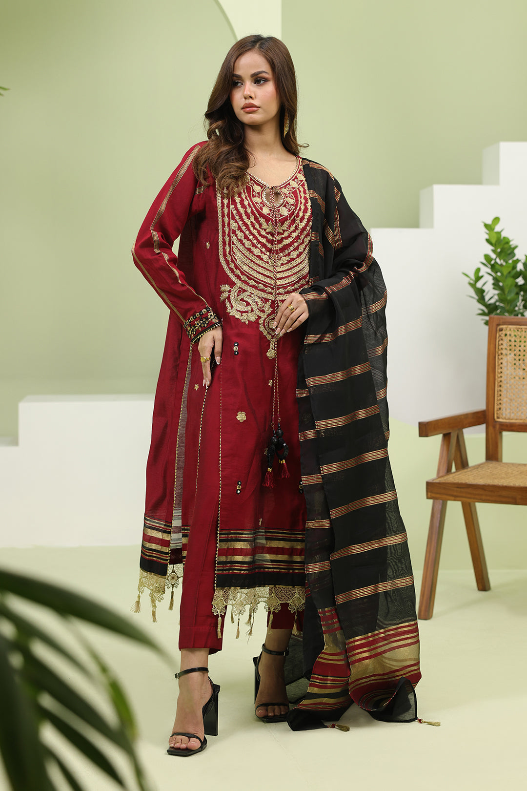 Zellbury | Unstitched 3 Piece Yarn | Embroidered Shirt Shalwar Dupatta - 1294 - Designer Dress with Intricate embroidery and embellishments. Shop elegent wedding dress at Maria Faisal.