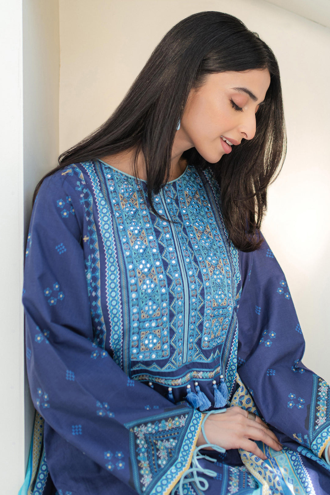 Zellbury | Unstitched 3 Piece Lawn | Embroidered Shirt Shalwar Dupatta - 1681 - Designer Dress with Intricate embroidery and embellishments. Shop elegent wedding dress at Maria Faisal.