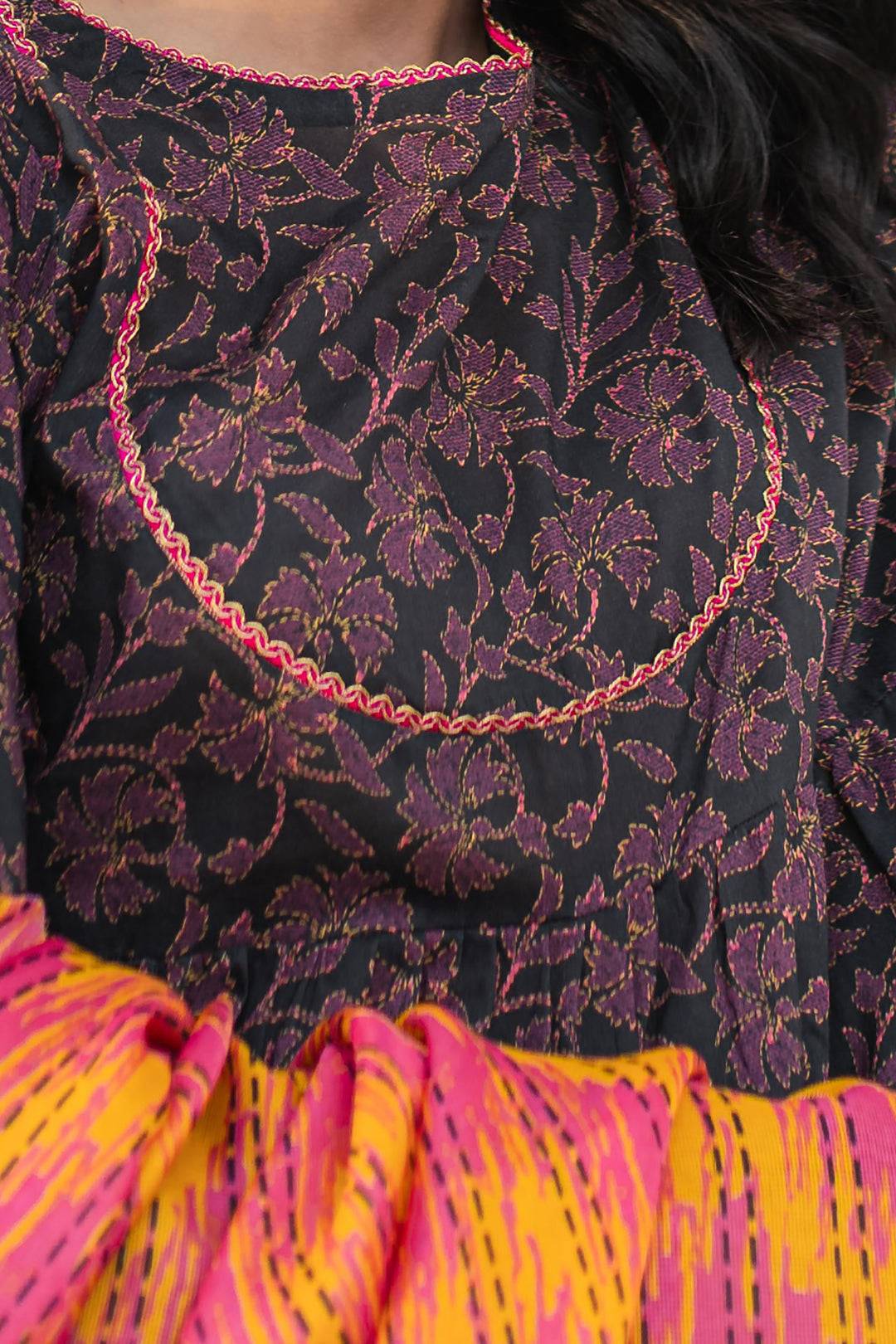 Zellbury | Unstitched 2 Piece Lawn | Shirt Dupatta - 1153 by Maria Faisal - Registered Vendor of : Zellbury Women - type : Essential Unstitched - 100% original wedding dresses