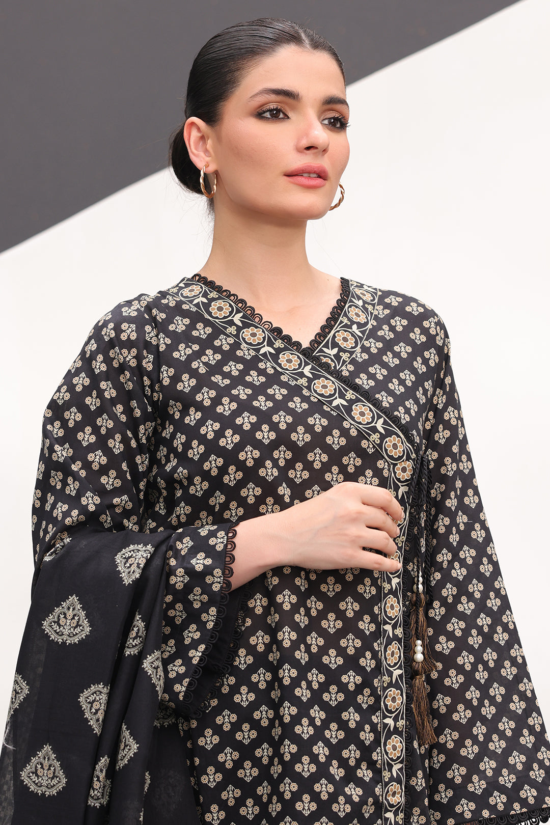 Zellbury | Unstitched 3 Piece Lawn | Shirt Shalwar Dupatta - 1507 - Designer Dress with Intricate embroidery and embellishments. Shop elegent wedding dress at Maria Faisal.