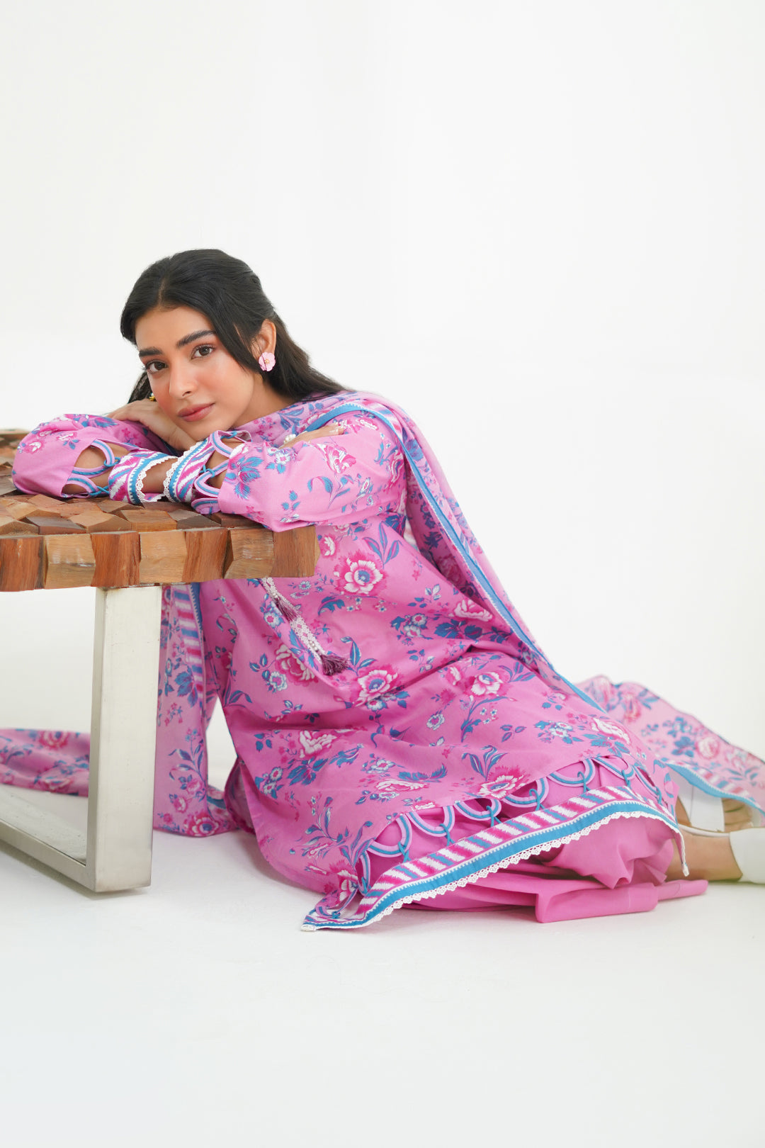Zellbury | Unstitched 3 Piece Lawn | Shirt Shalwar Dupatta - 1569 - Designer Dress with Intricate embroidery and embellishments. Shop elegent wedding dress at Maria Faisal.