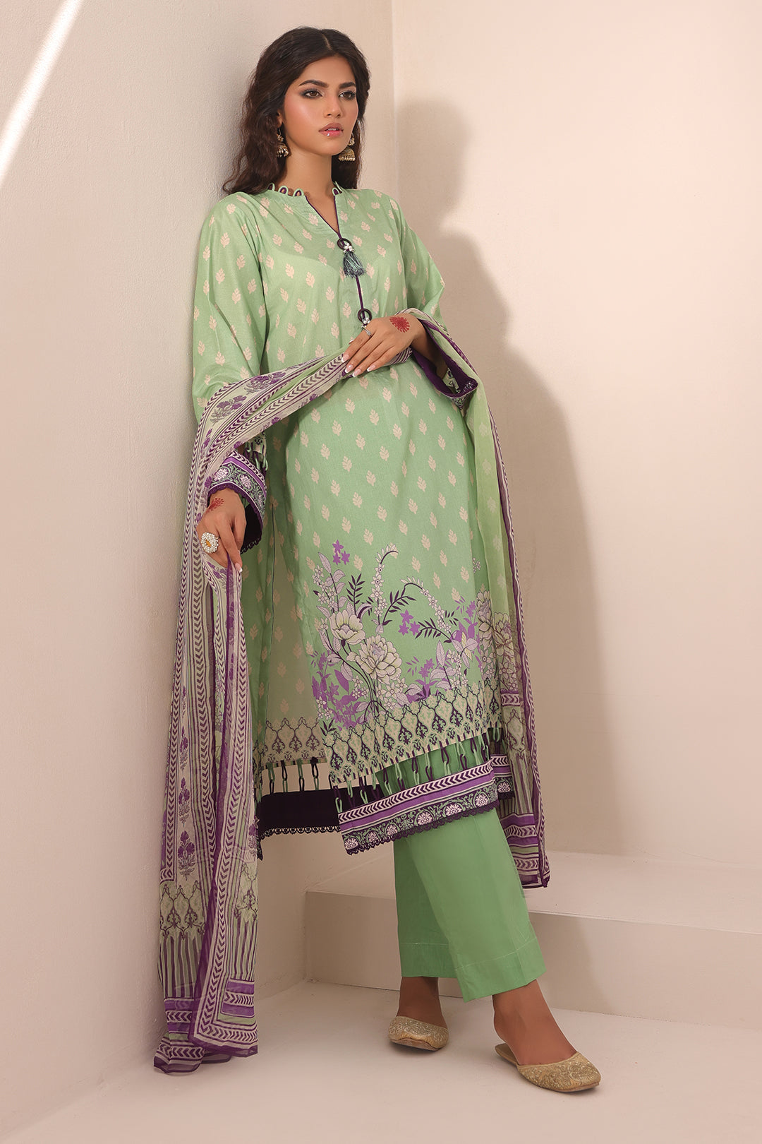 Zellbury | Unstitched 3 Piece Lawn | Shirt Shalwar Dupatta - 1696 - Designer Dress with Intricate embroidery and embellishments. Shop elegent wedding dress at Maria Faisal.