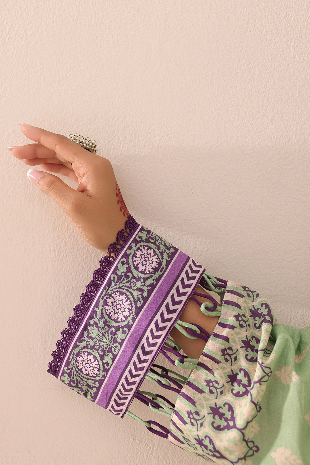 Zellbury | Unstitched 3 Piece Lawn | Shirt Shalwar Dupatta - 1696 by Maria Faisal - Registered Vendor of : Zellbury Women - type : Essential Unstitched - 100% original wedding dresses