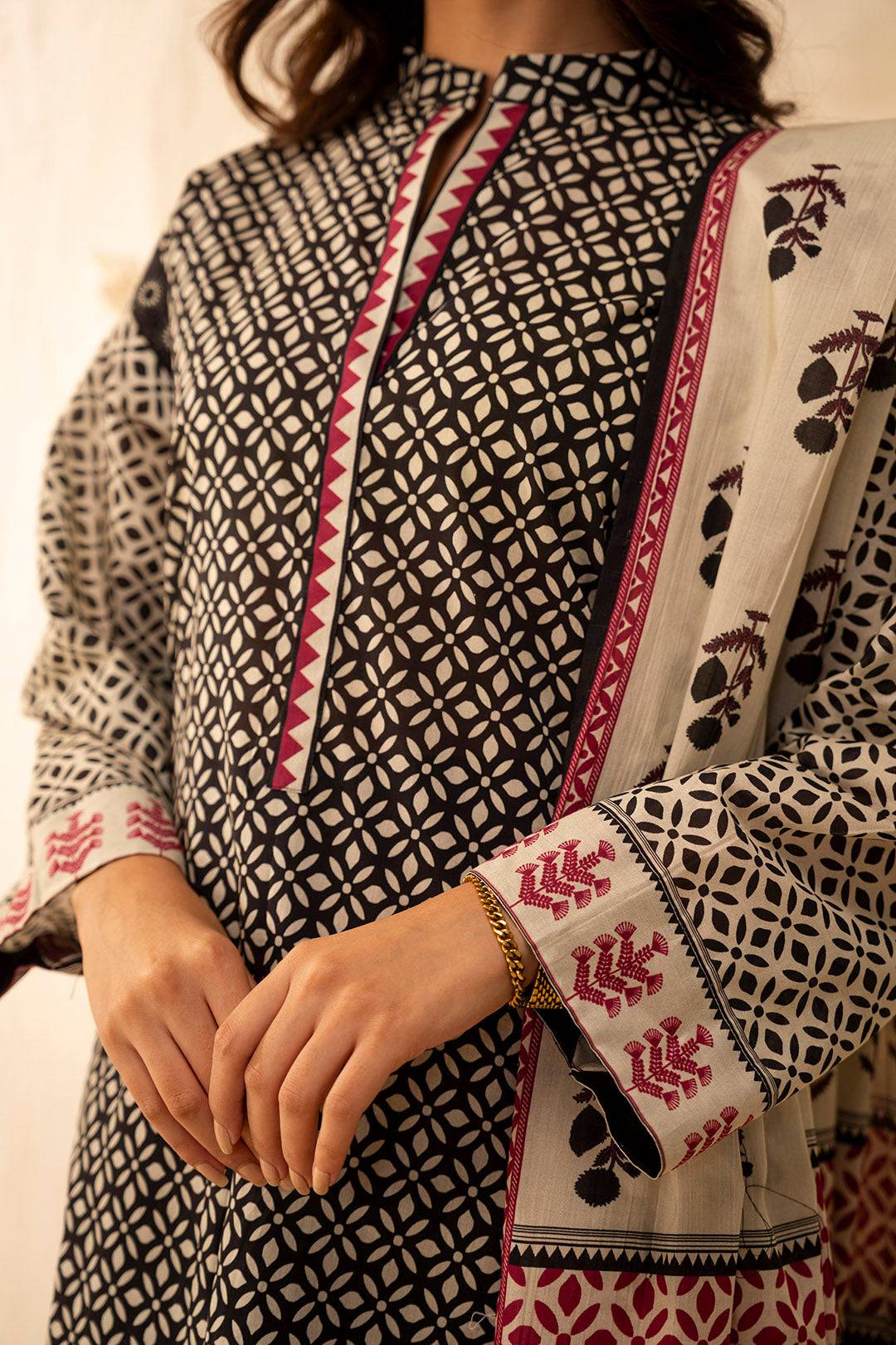 Zellbury | Unstitched 2 Piece Lawn | Shirt Dupatta - 0090 by Maria Faisal - Registered Vendor of : Zellbury Women - type : Essential Unstitched - 100% original wedding dresses