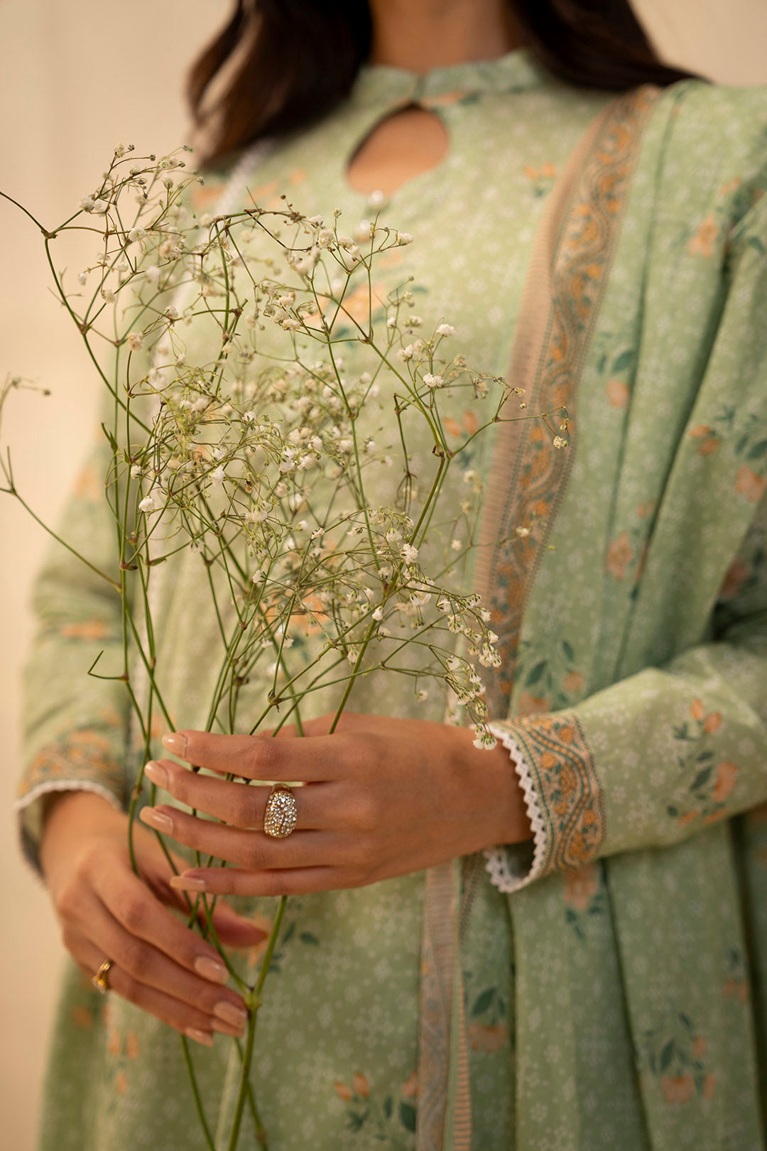 Zellbury | Unstitched 3 Piece Lawn | Shirt Shalwar Dupatta - 0025 - Designer Dress with Intricate embroidery and embellishments. Shop elegent wedding dress at Maria Faisal.