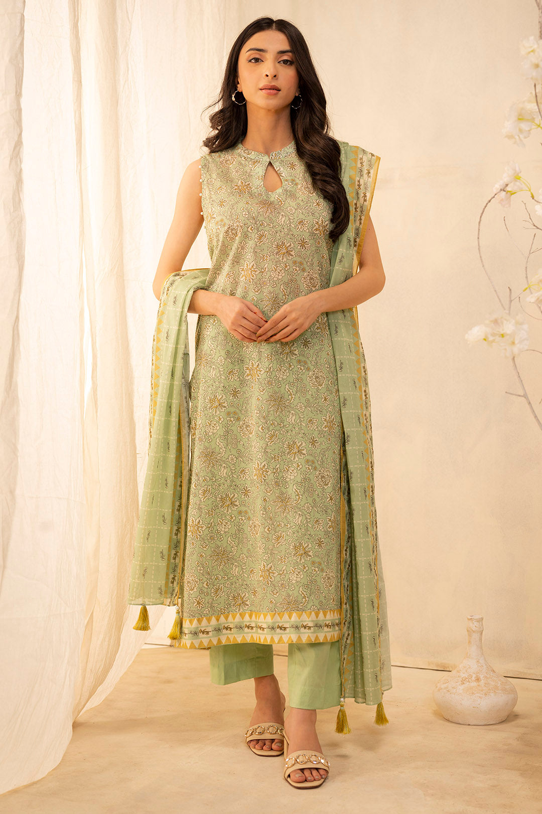 Zellbury | Unstitched 3 Piece Lawn | Shirt Shalwar Dupatta - 0027 - Designer Dress with Intricate embroidery and embellishments. Shop elegent wedding dress at Maria Faisal.