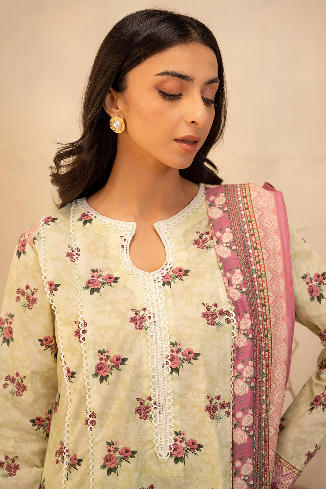 Zellbury | Unstitched 3 Piece Lawn | Shirt Shalwar Dupatta - 0039 - Designer Dress with Intricate embroidery and embellishments. Shop elegent wedding dress at Maria Faisal.