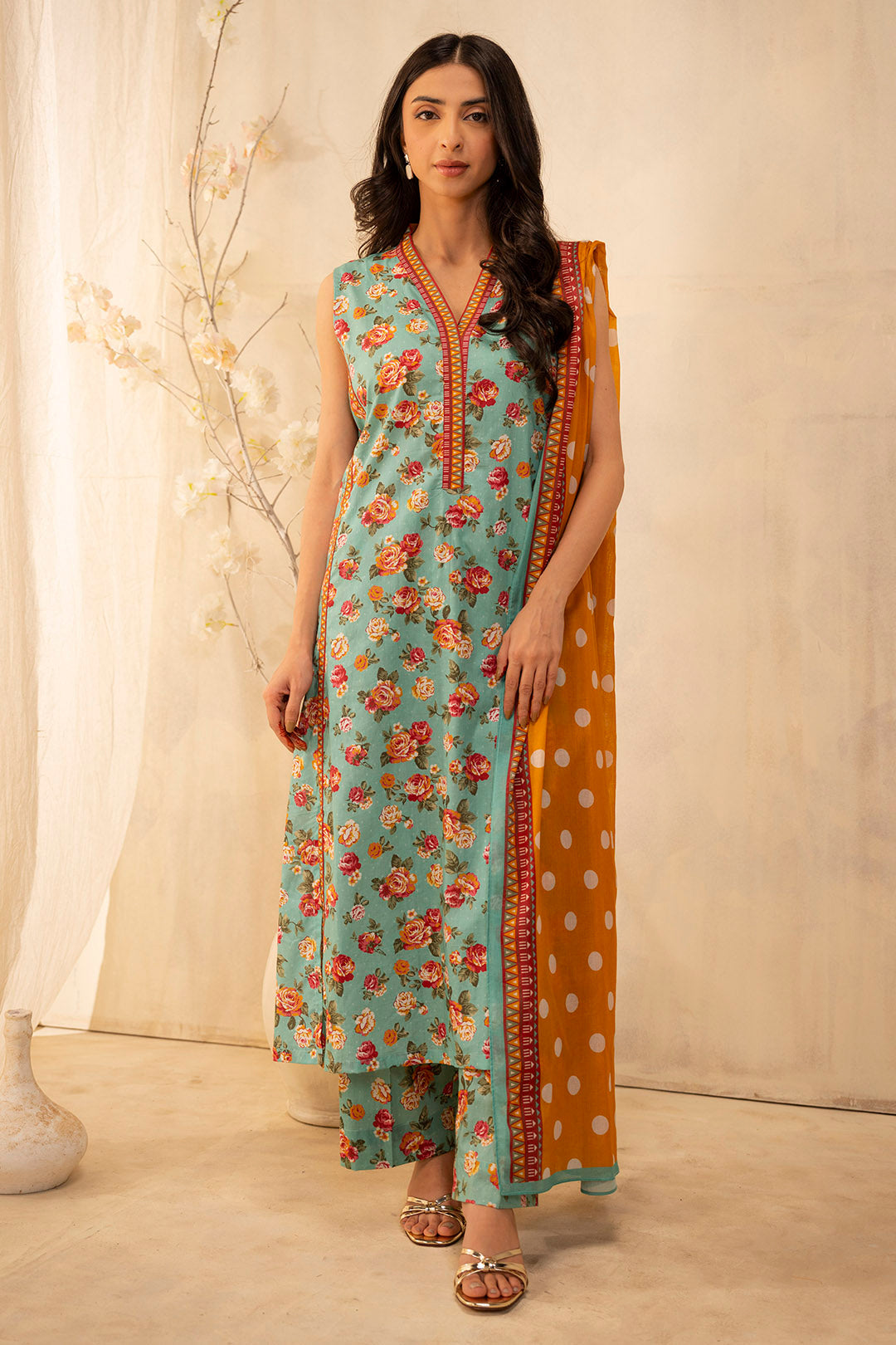 Zellbury | Unstitched 3 Piece Lawn | Shirt Shalwar Dupatta - 0052 - Designer Dress with Intricate embroidery and embellishments. Shop elegent wedding dress at Maria Faisal.