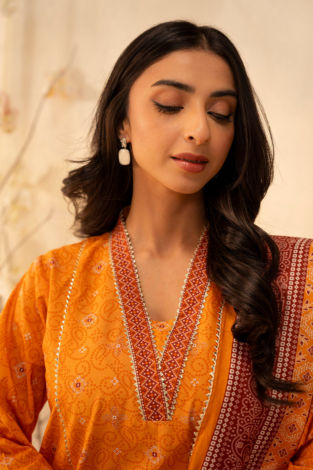 Zellbury | Unstitched 3 Piece Lawn | Shirt Shalwar Dupatta - 0115 - Designer Dress with Intricate embroidery and embellishments. Shop elegent wedding dress at Maria Faisal.