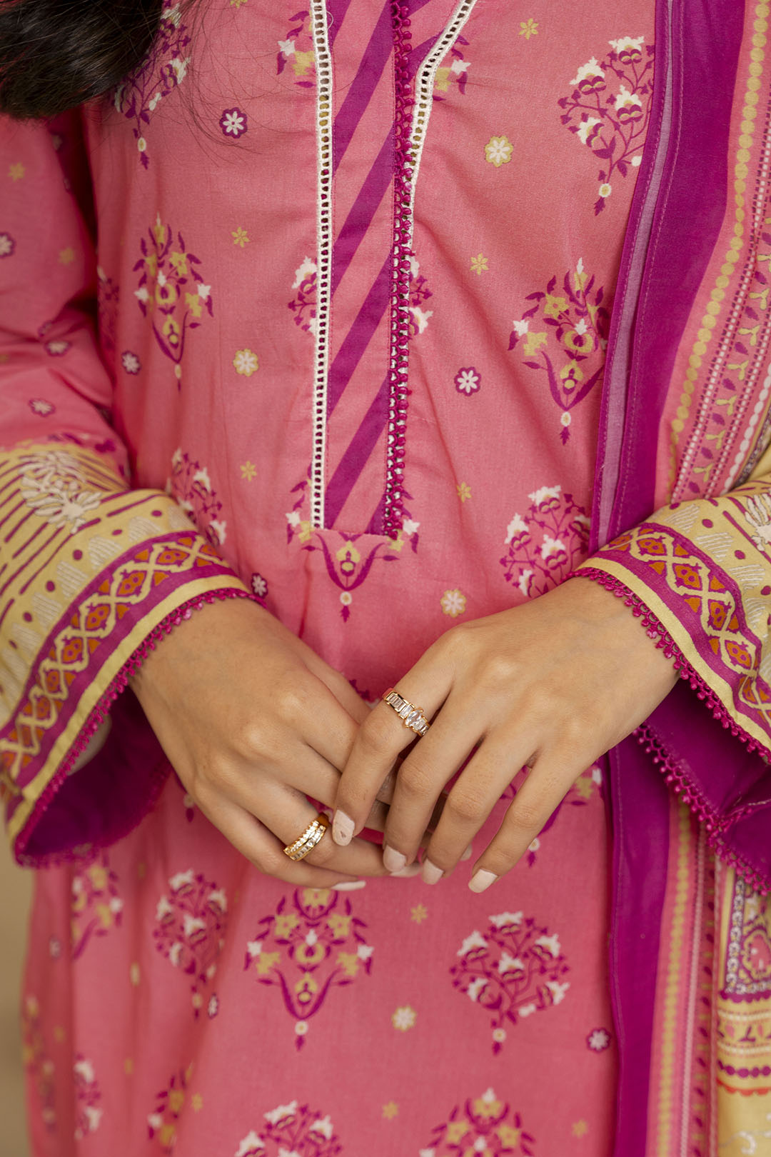 Zellbury | Unstitched 3 Piece Lawn | Shirt Shalwar Dupatta - 0122 - Designer Dress with Intricate embroidery and embellishments. Shop elegent wedding dress at Maria Faisal.