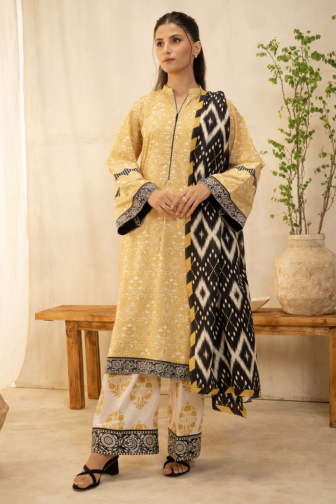 Zellbury | Unstitched 3 Piece Lawn | Shirt Shalwar Dupatta - 0130 - Designer Dress with Intricate embroidery and embellishments. Shop elegent wedding dress at Maria Faisal.