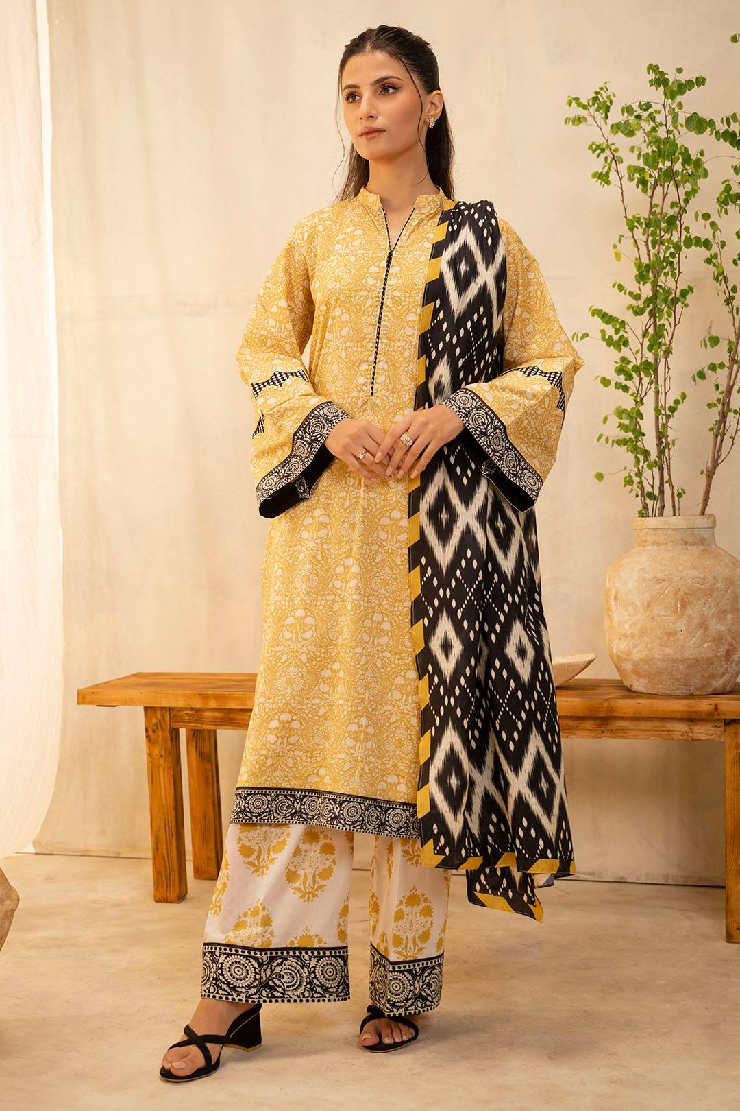 Zellbury | Unstitched 3 Piece Lawn | Shirt Shalwar Dupatta - 0130 by Maria Faisal - Registered Vendor of : Zellbury Women - type : Essential Unstitched - 100% original wedding dresses