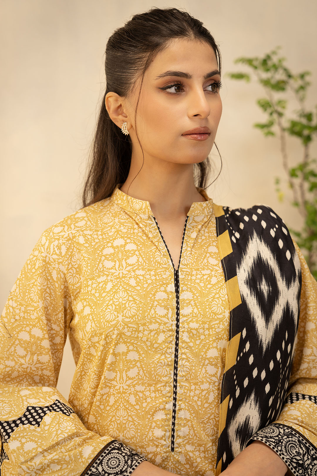 Zellbury | Unstitched 3 Piece Lawn | Shirt Shalwar Dupatta - 0130 - Designer Dress with Intricate embroidery and embellishments. Shop elegent wedding dress at Maria Faisal.