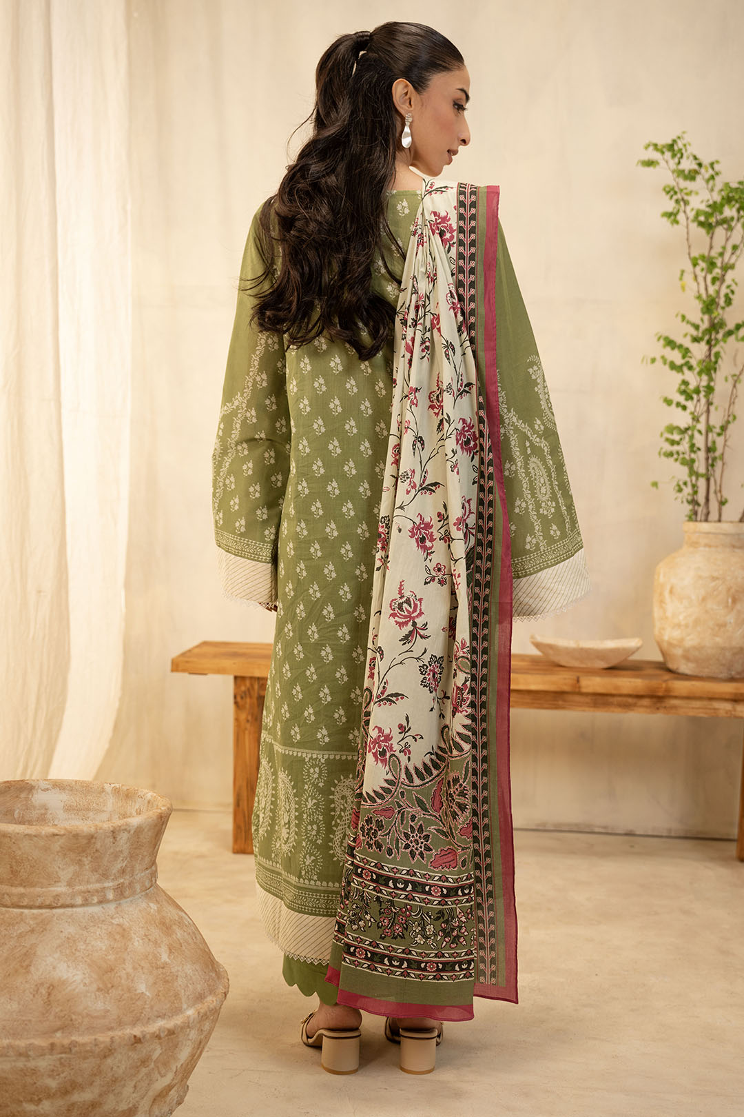 Zellbury | Unstitched 3 Piece Lawn | Shirt Shalwar Dupatta - 0134 - Designer Dress with Intricate embroidery and embellishments. Shop elegent wedding dress at Maria Faisal.