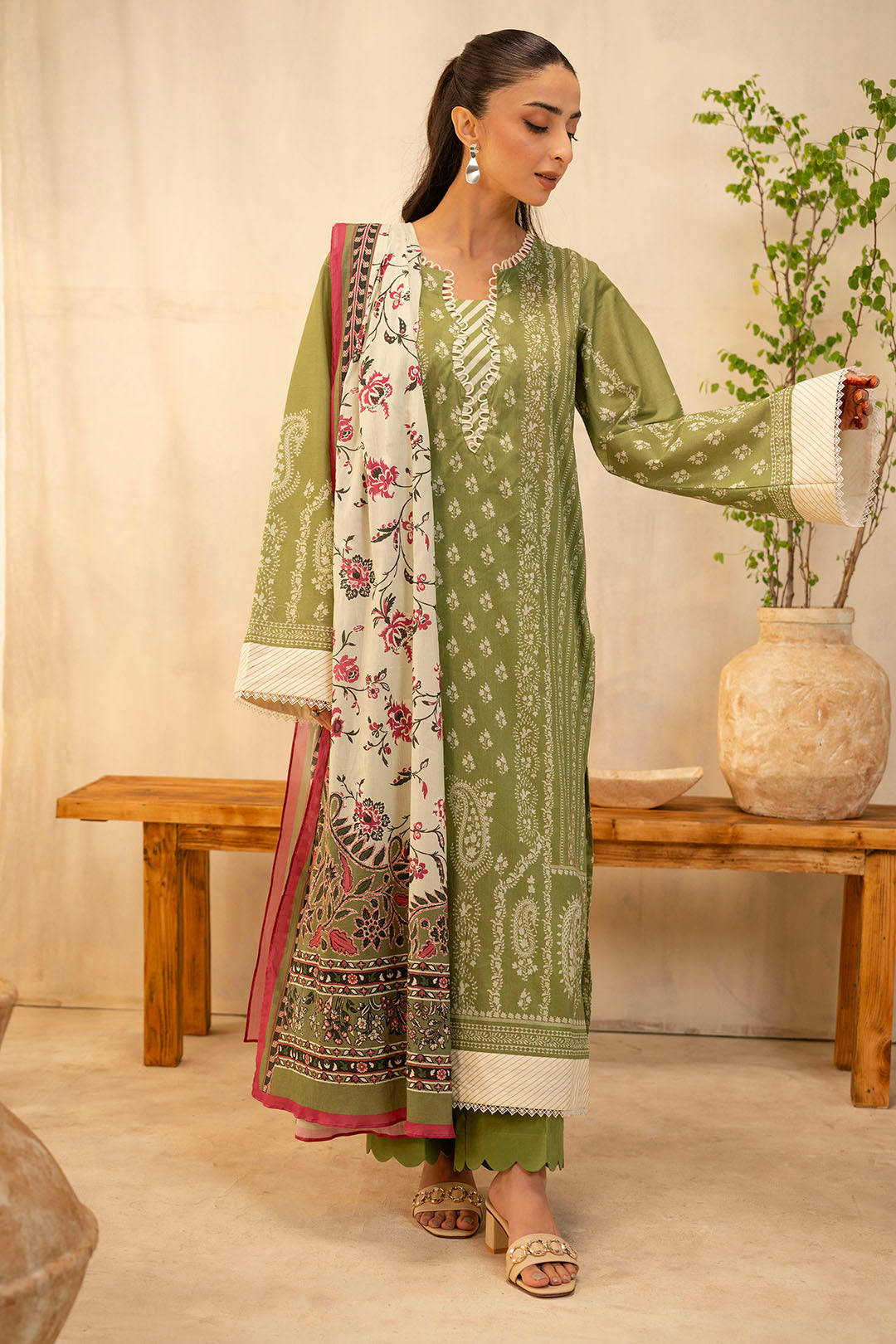 Zellbury | Unstitched 3 Piece Lawn | Shirt Shalwar Dupatta - 0134 - Designer Dress with Intricate embroidery and embellishments. Shop elegent wedding dress at Maria Faisal.